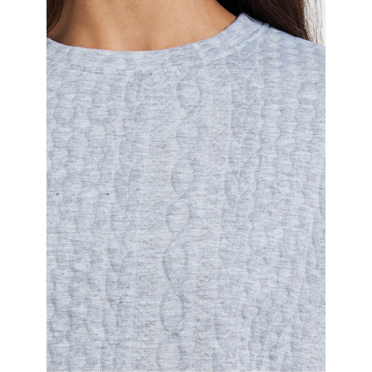 سويت شيرت فضفاض بتفاصيل بارزة الملمس-women-winterwear-hoodiesandsweatshirts-sweatshirts-image-3
