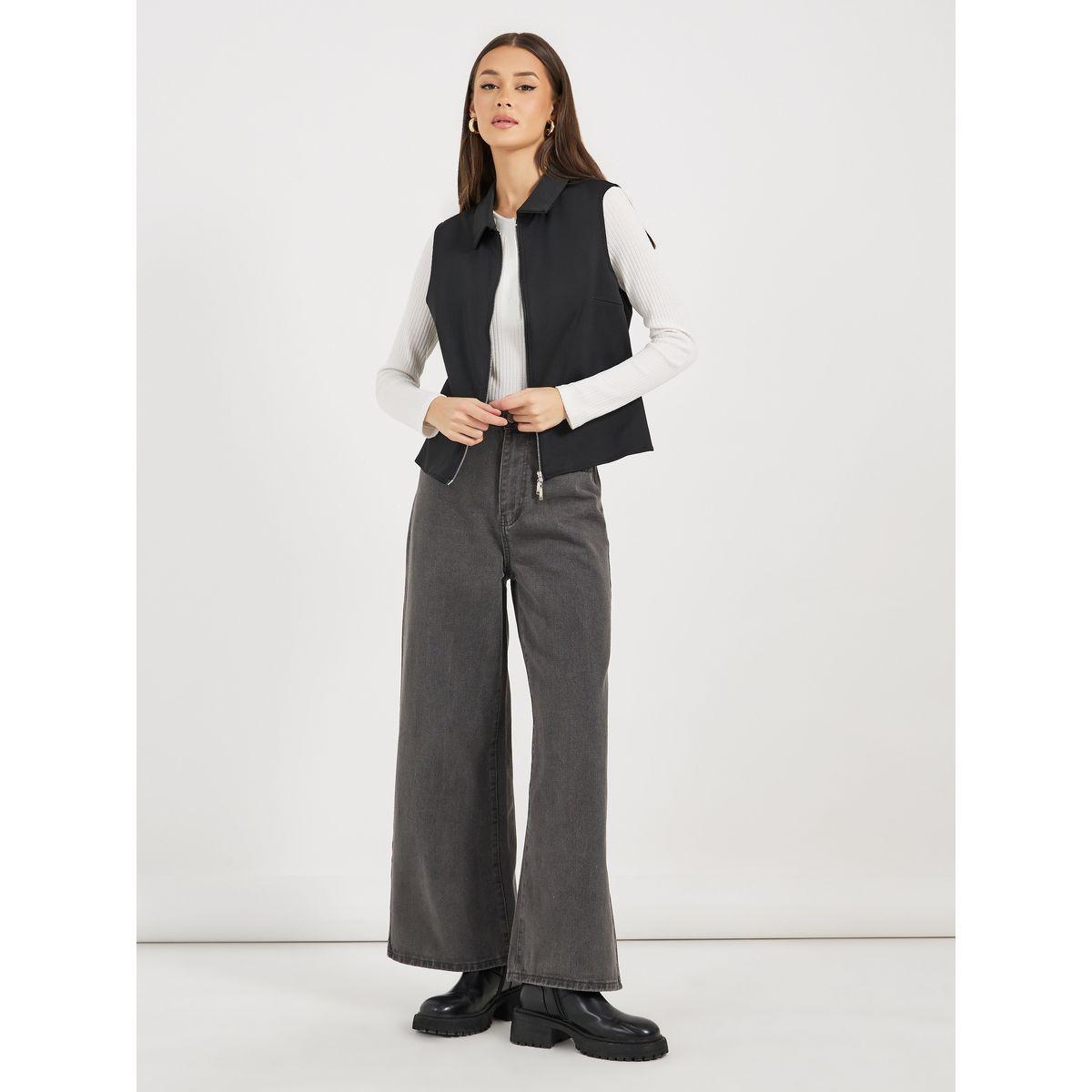 Styli Sleeveless Zipped Collared Crop Top-women-clothing-shirtsandblouses-blouses-image-2