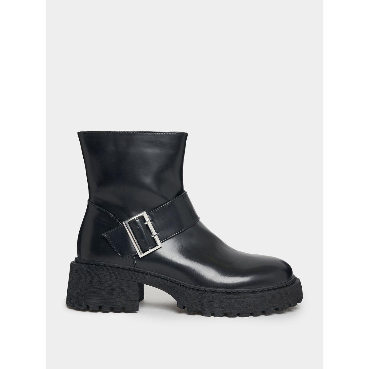 Raid X Styli  Solid Buckle Detail Biker Ankle Boots-women-shoes-boots-image-2