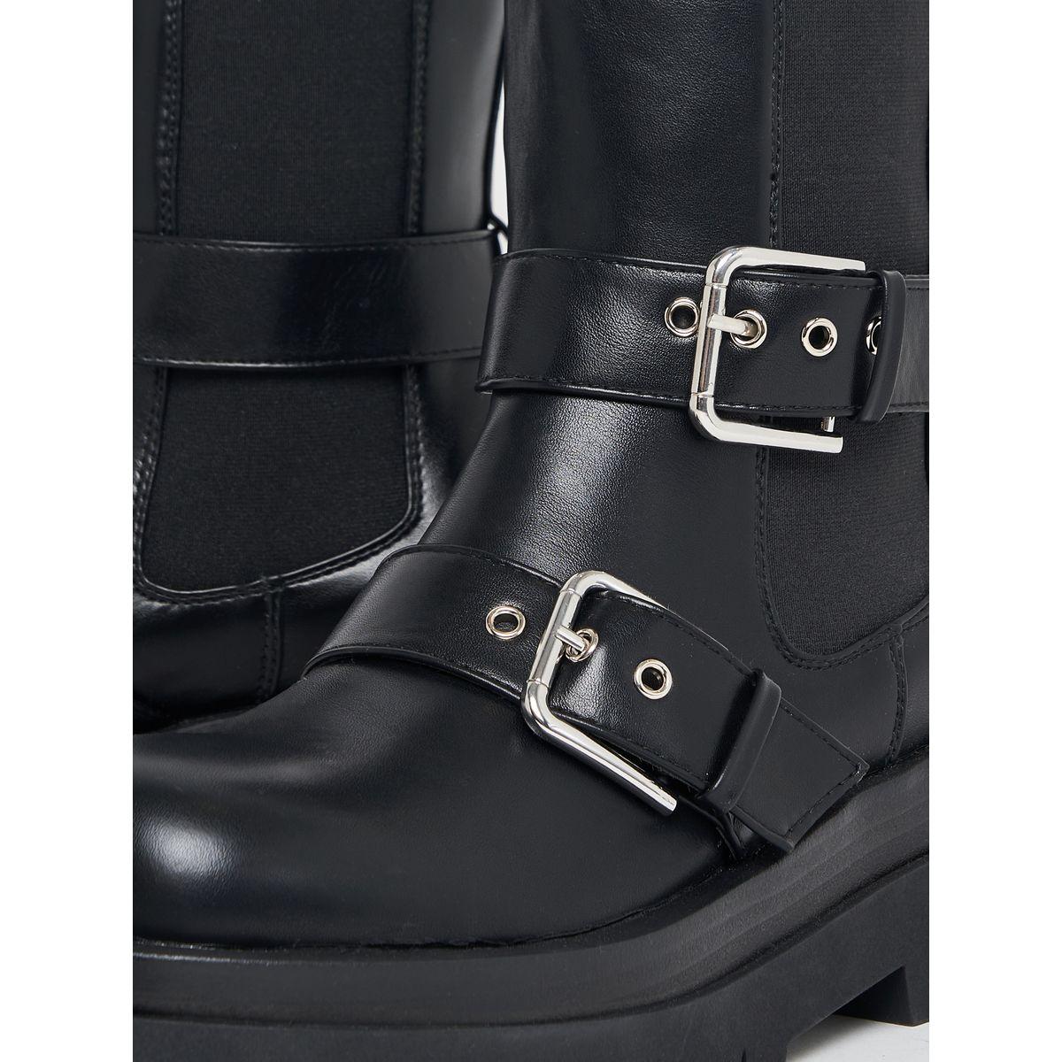حذاء بوت بمقدمة دائرية وإبزيم غلق رايد × ستايلي-women-shoes-boots-image-4