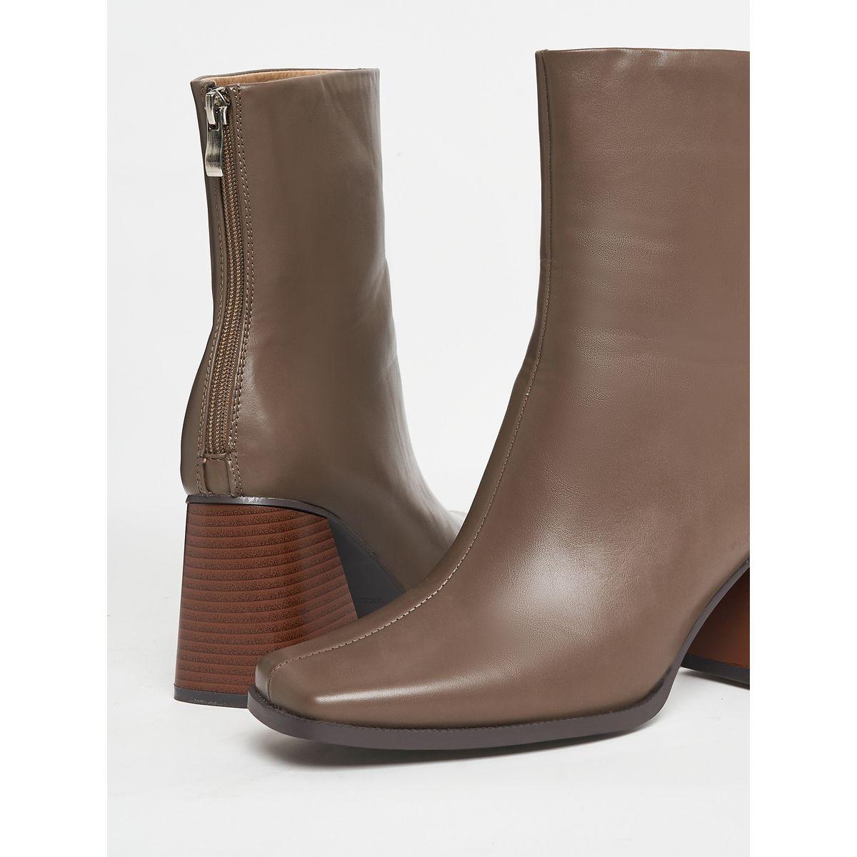 Raid X Styli  Square Toe Block Heel Leather Boots-women-shoes-boots-image-4