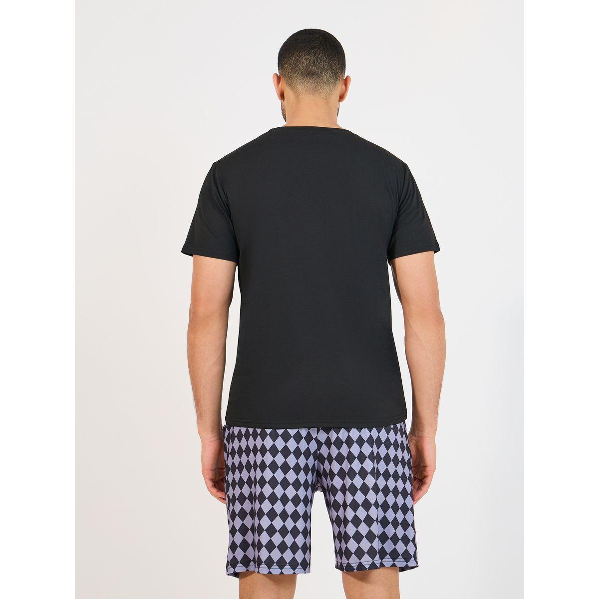 Styli Unwind Contrast Pocket T-Shirt & Printed Shorts Set-men-clothing-nightwear-sets-image-5