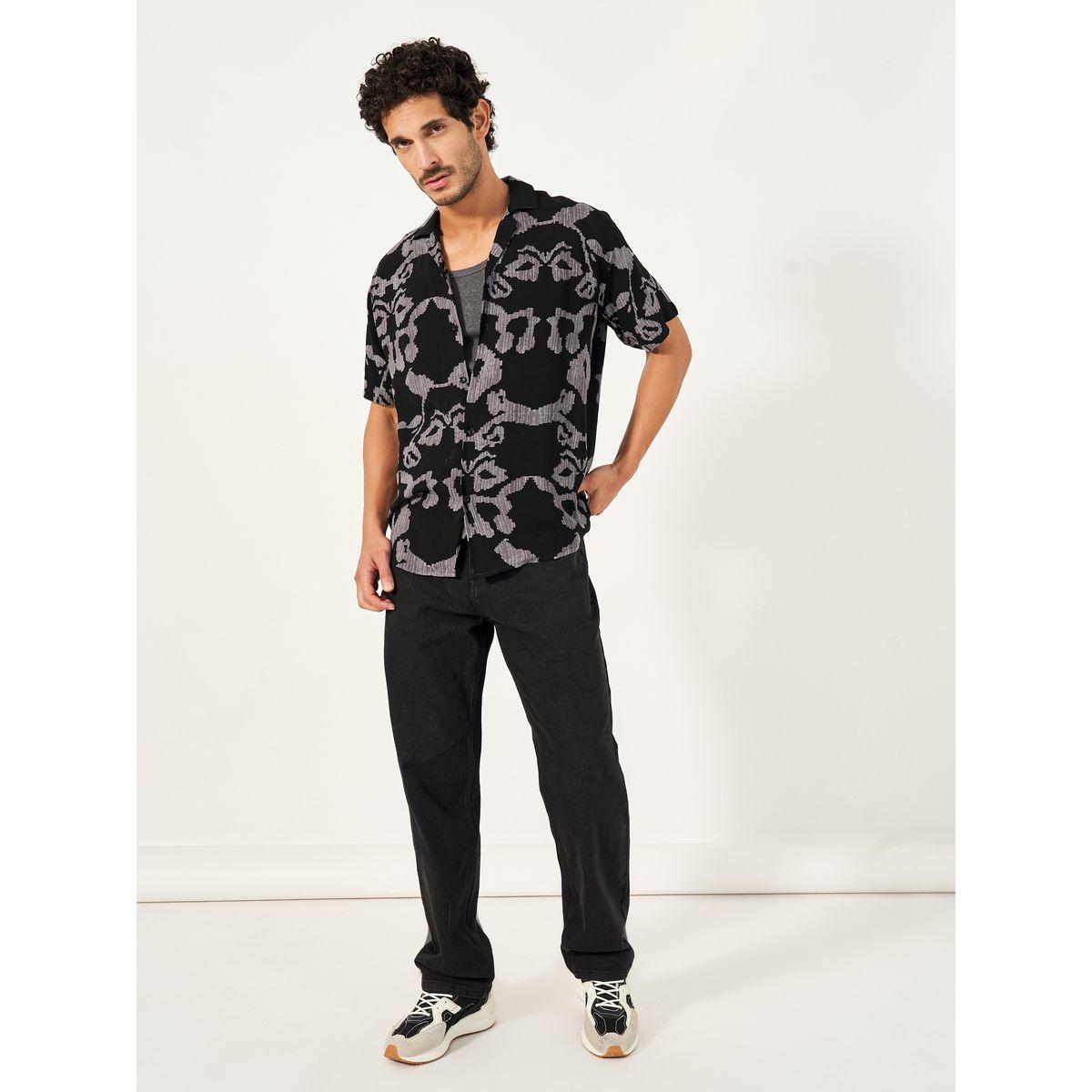 جينز قطن بقصة مريحة مع جيوب-men-clothing-bottoms-jeans-image-2