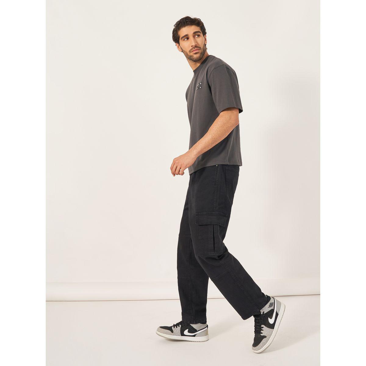 Mid Rise Loose Fit Utility Cargo Jeans-men-clothing-bottoms-jeans-image-2
