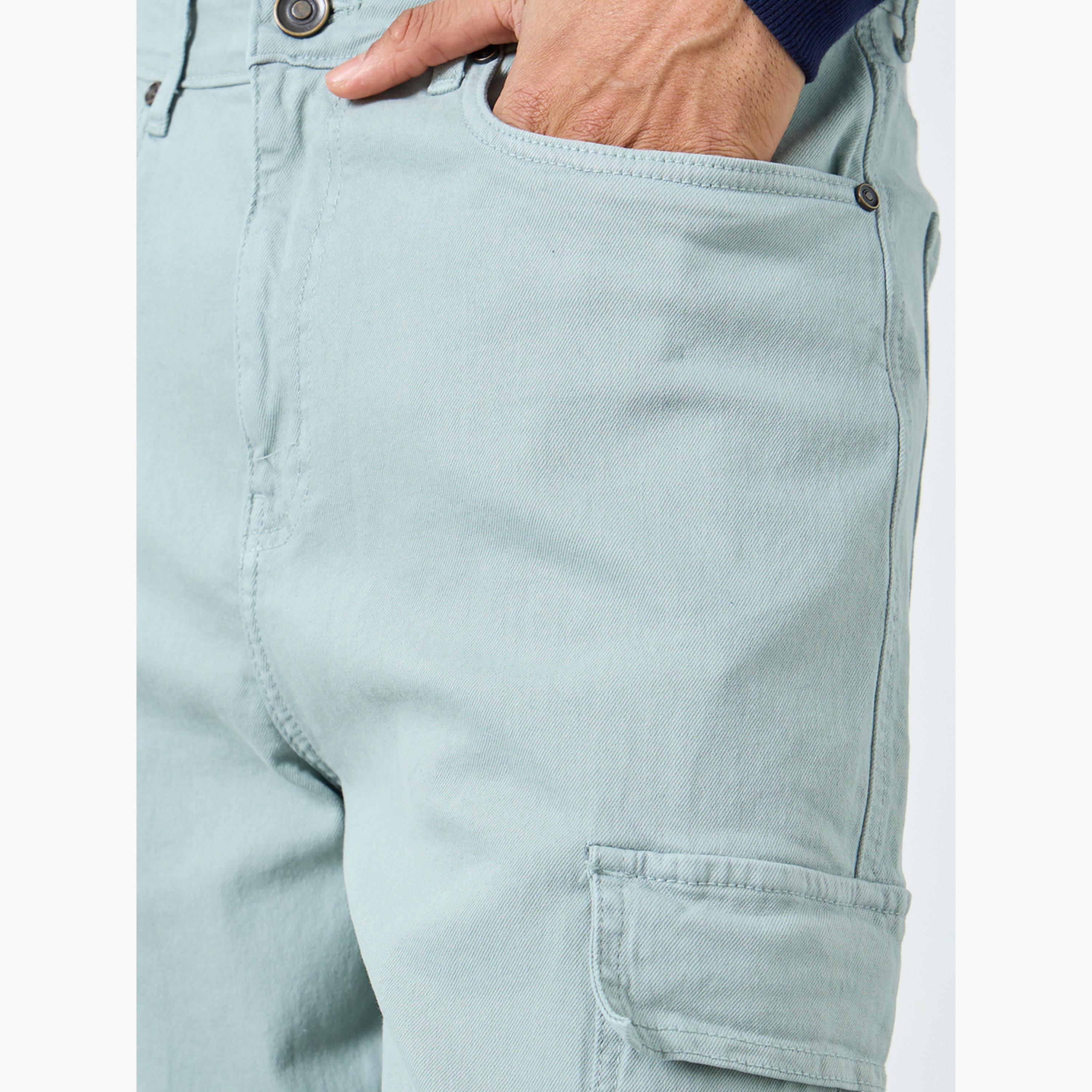 ستايلي - بنطال جينز كارجو عملي وفضفاض للرجال-men-clothing-bottoms-jeans-image-3