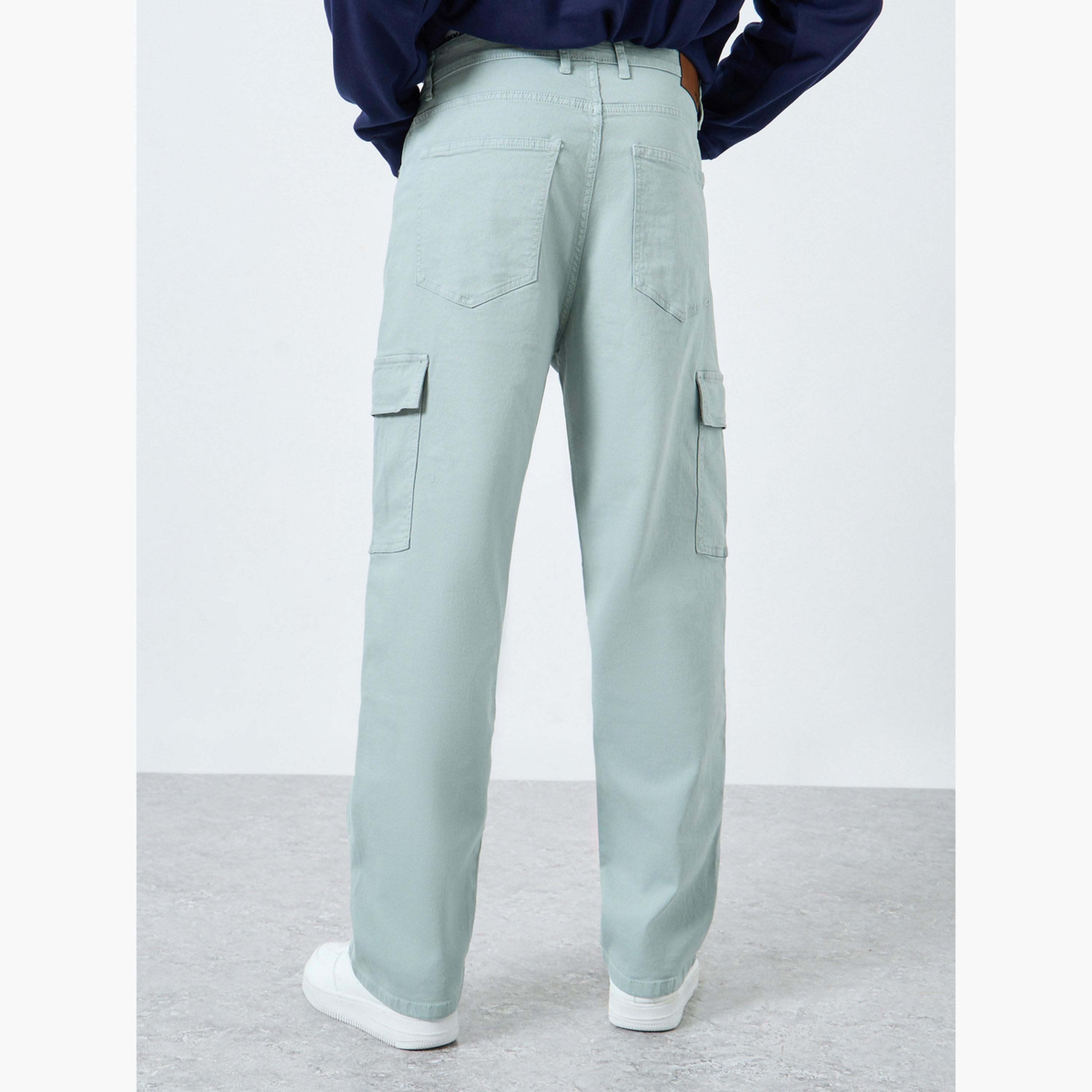 ستايلي - بنطال جينز كارجو عملي وفضفاض للرجال-men-clothing-bottoms-jeans-image-4