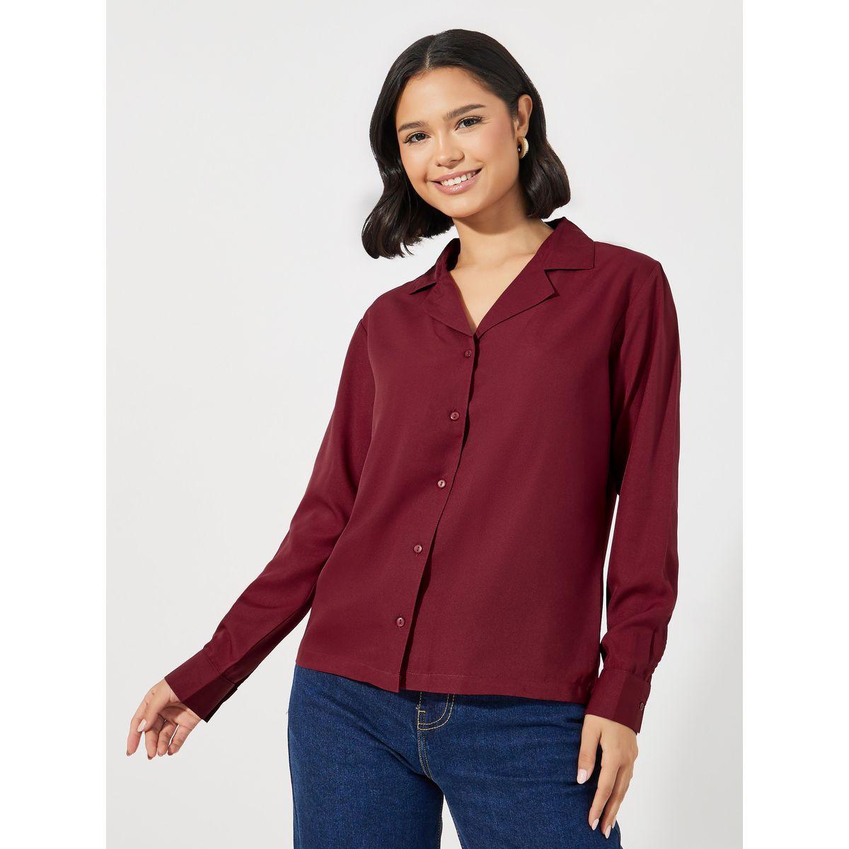 بلوزة سادة بقصة عادية وياقة بشق-women-clothing-shirtsandblouses-shirts-image-1