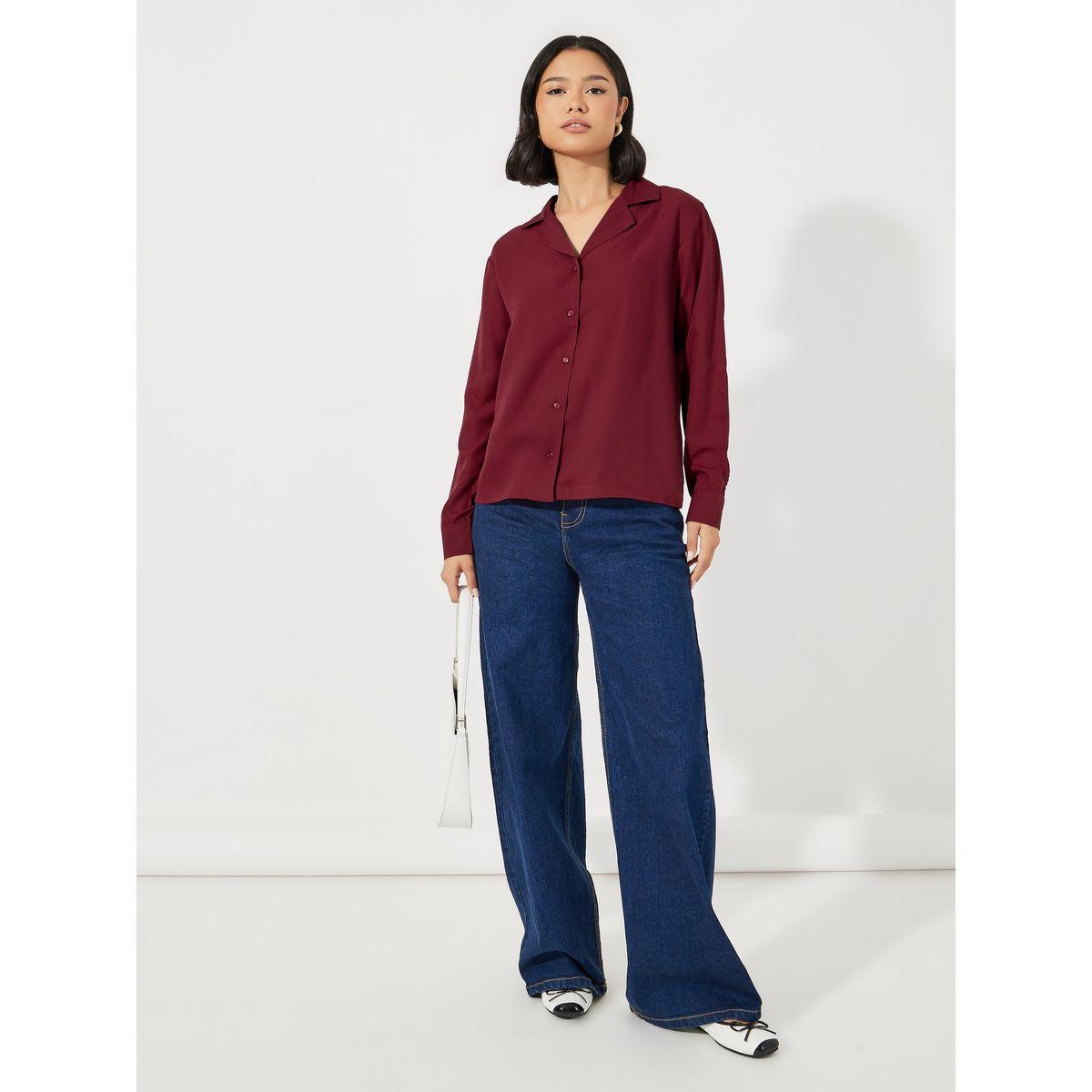 بلوزة سادة بقصة عادية وياقة بشق-women-clothing-shirtsandblouses-shirts-image-2