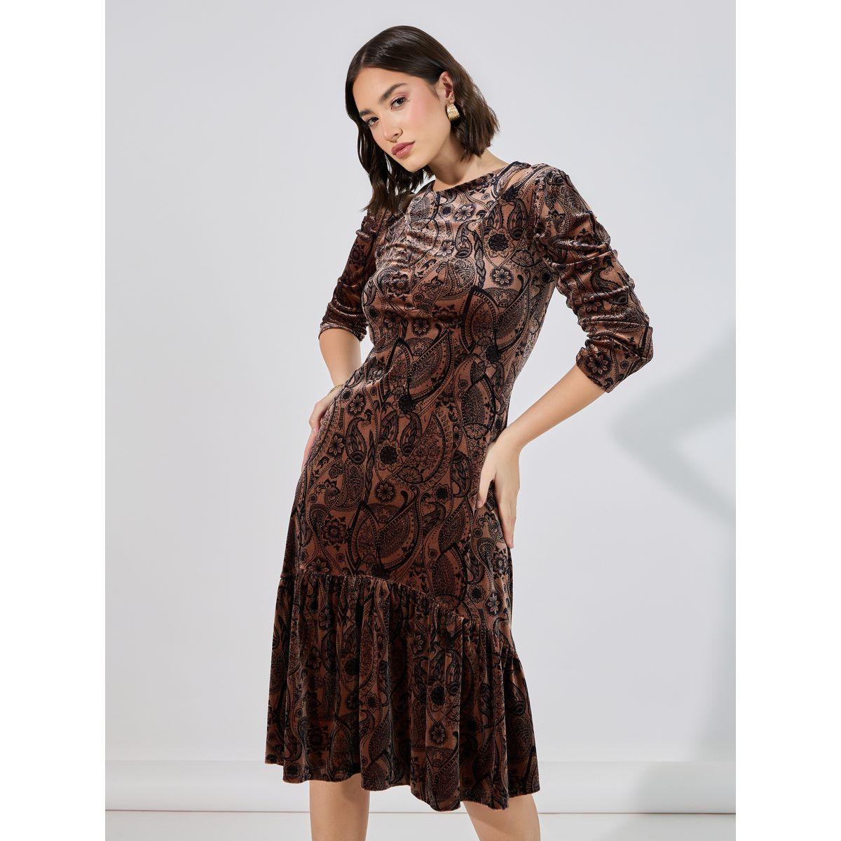 فستان ميدي مطبع بزهور مع أكتاف مكشوفة-women-clothing-dresses-image-5