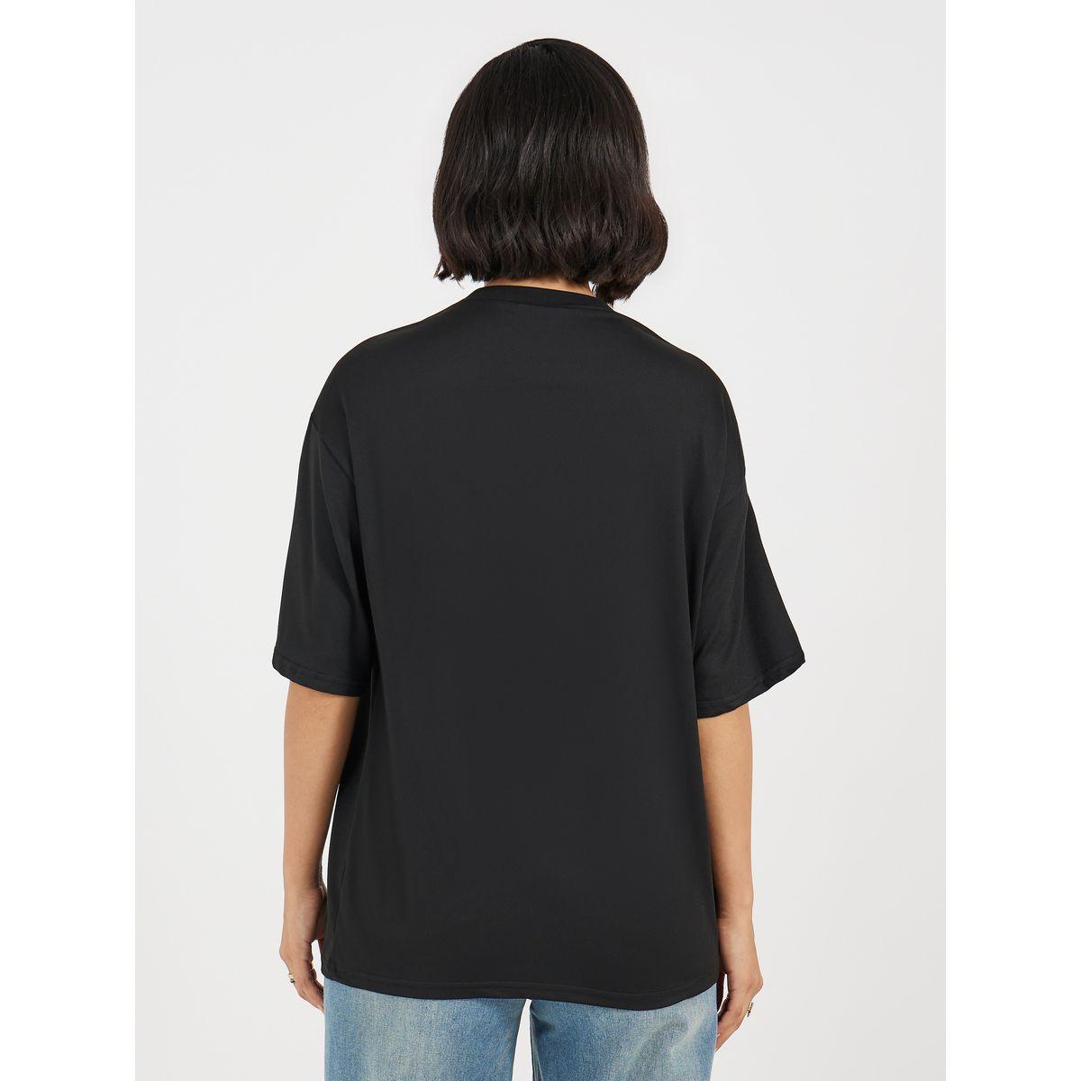 تيشيرت فضفاض بياقة دائرية وطبعة جرافيك-women-clothing-tshirts-image-4