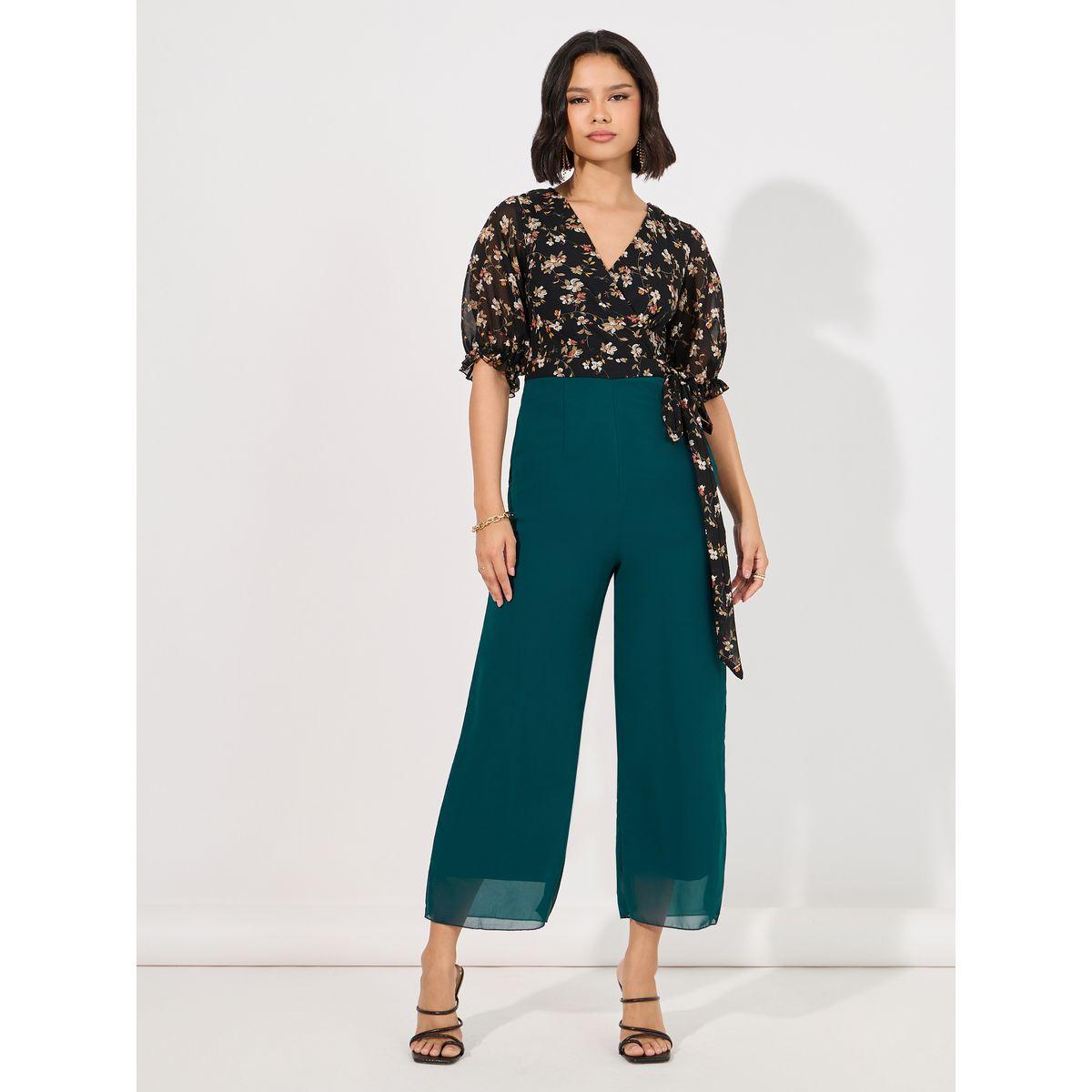 جمبسوت مطبع بزهور مع أرجل واسعة-women-clothing-jumpsuits-image-1