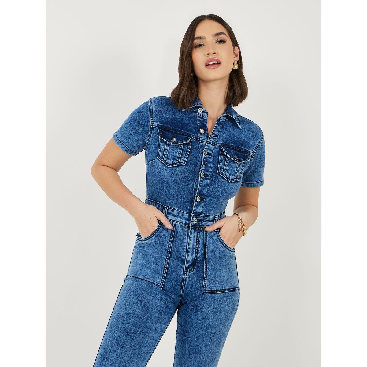 جمبسوت دنيم واسع بأزرار غلق-women-clothing-jumpsuits-image-2