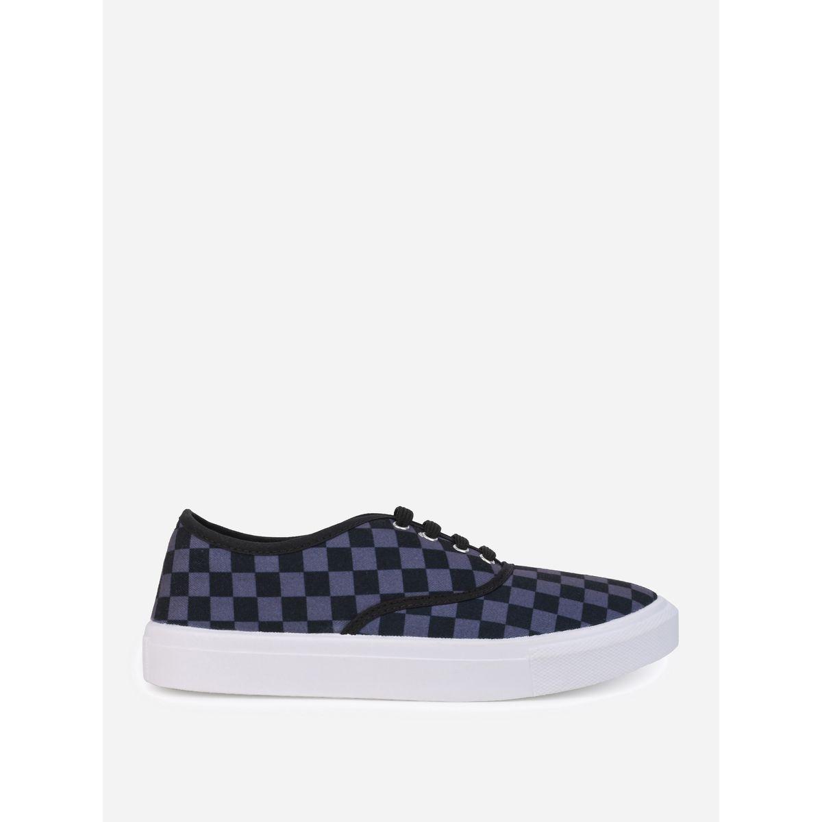 Styli Checkerboard Canvas Lace Up Sneakers-men-shoes-sneakers-image-4