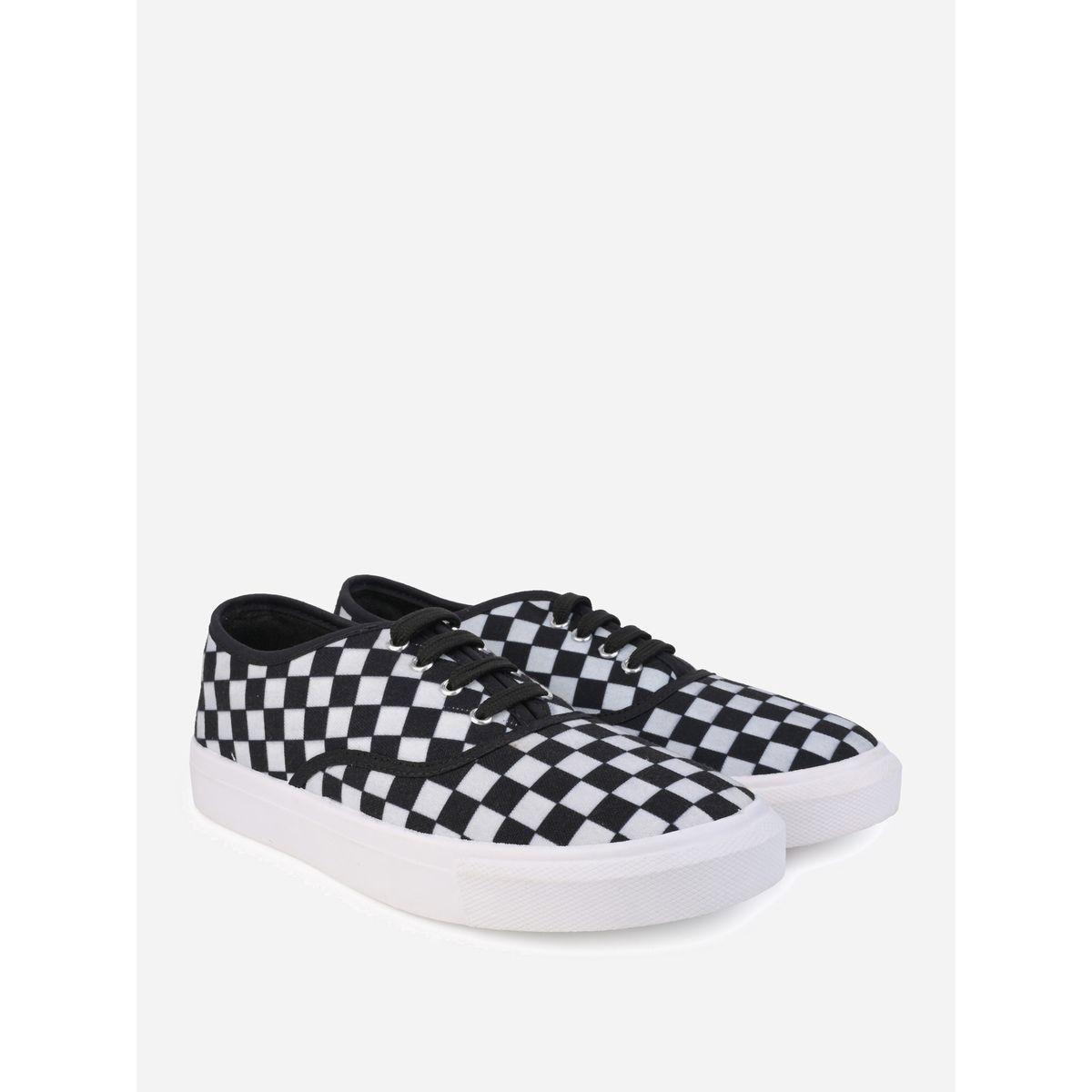 Styli Checkerboard Canvas Lace Up Sneakers-men-shoes-sneakers-image-2