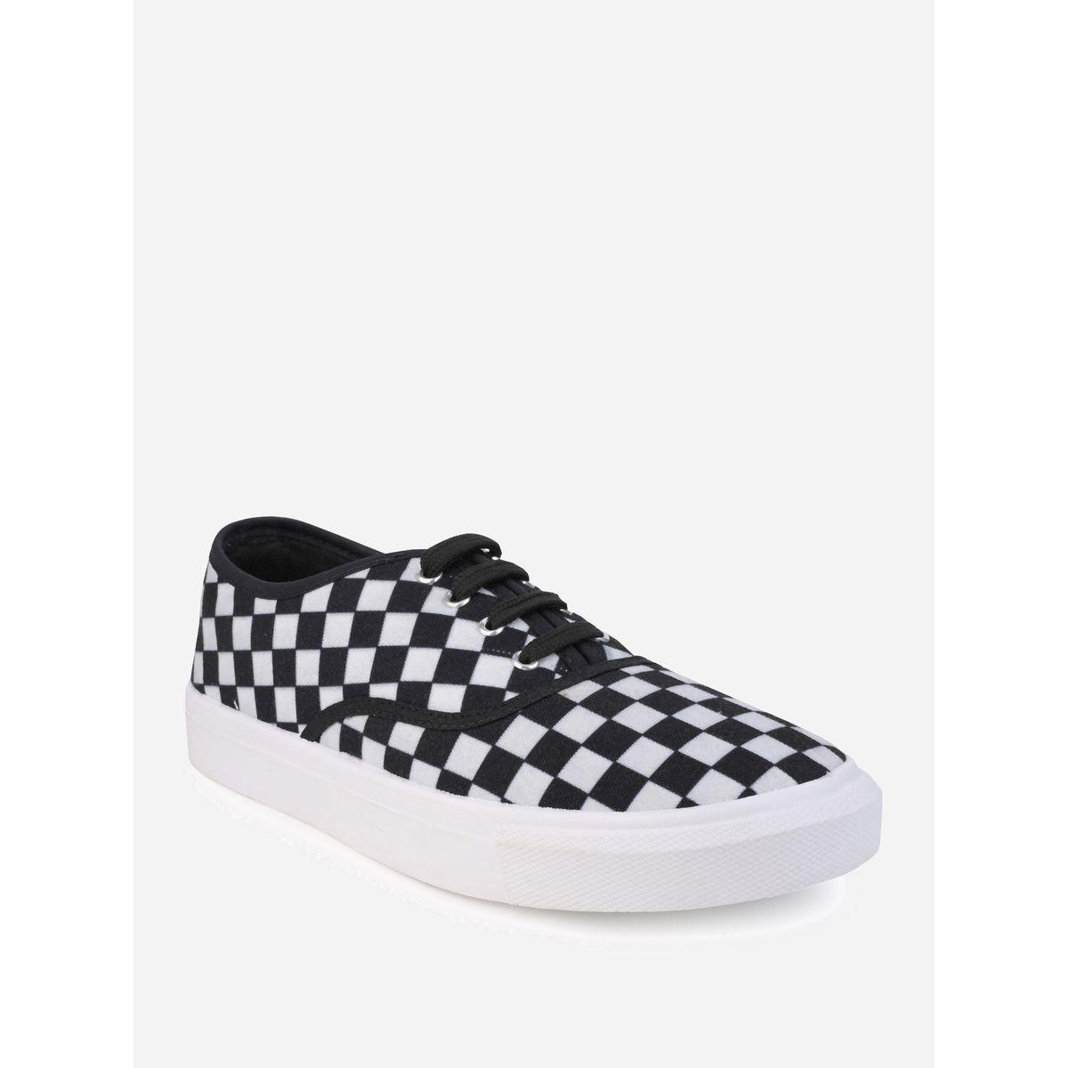 Styli Checkerboard Canvas Lace Up Sneakers-men-shoes-sneakers-image-3