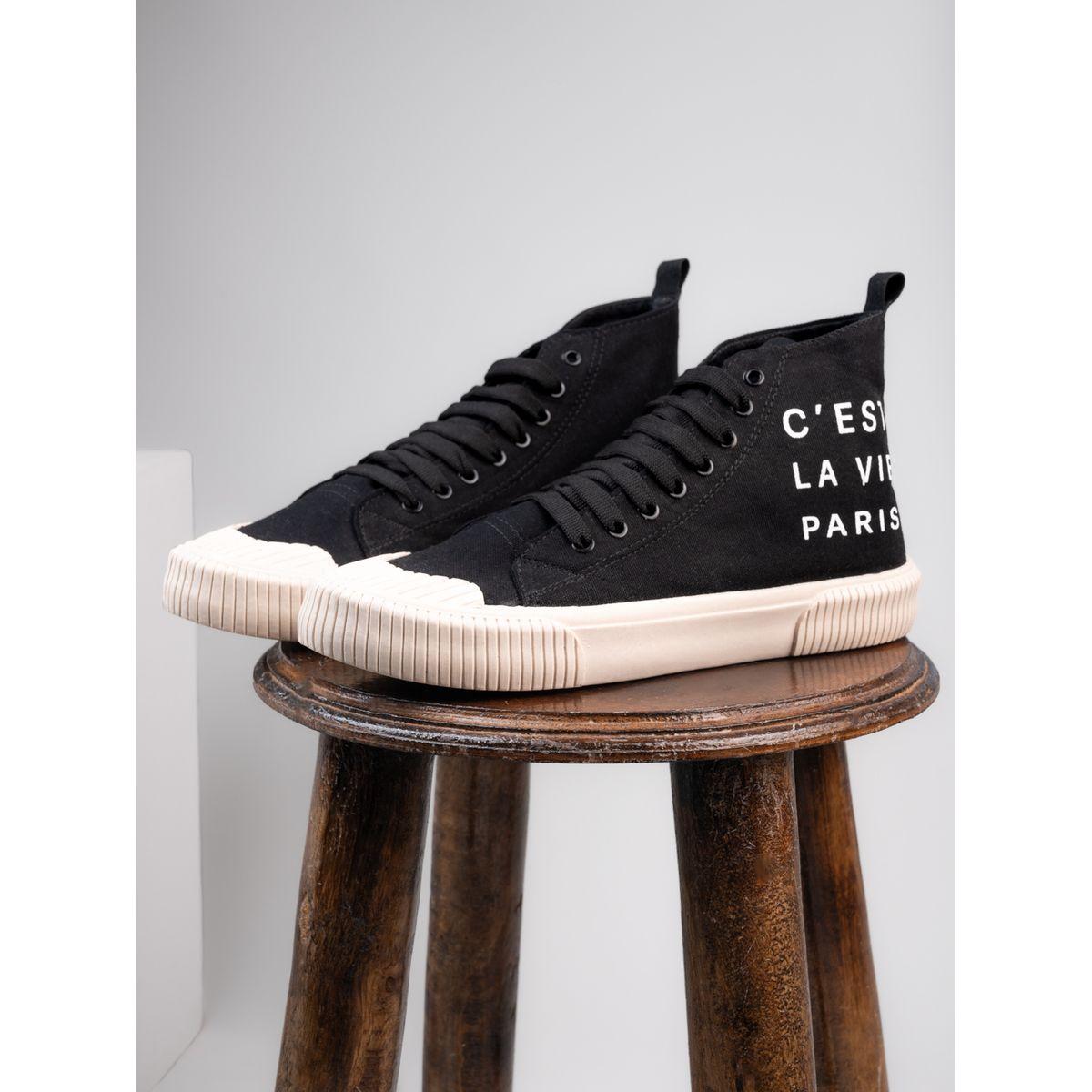 حذاء كانفاس بطبعة كتابة ورقبة عالية-men-shoes-sneakers-image-1