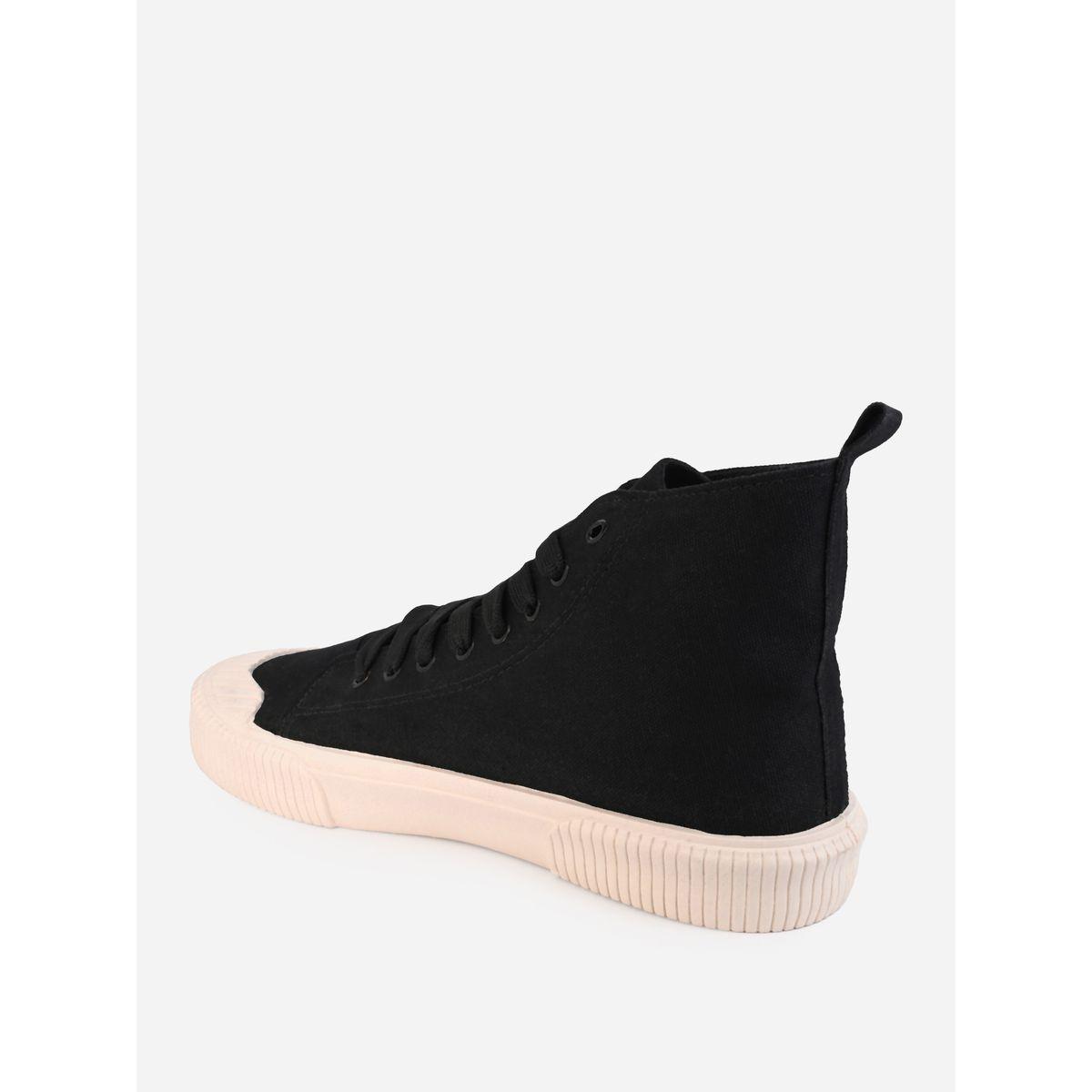 حذاء كانفاس بطبعة كتابة ورقبة عالية-men-shoes-sneakers-image-5