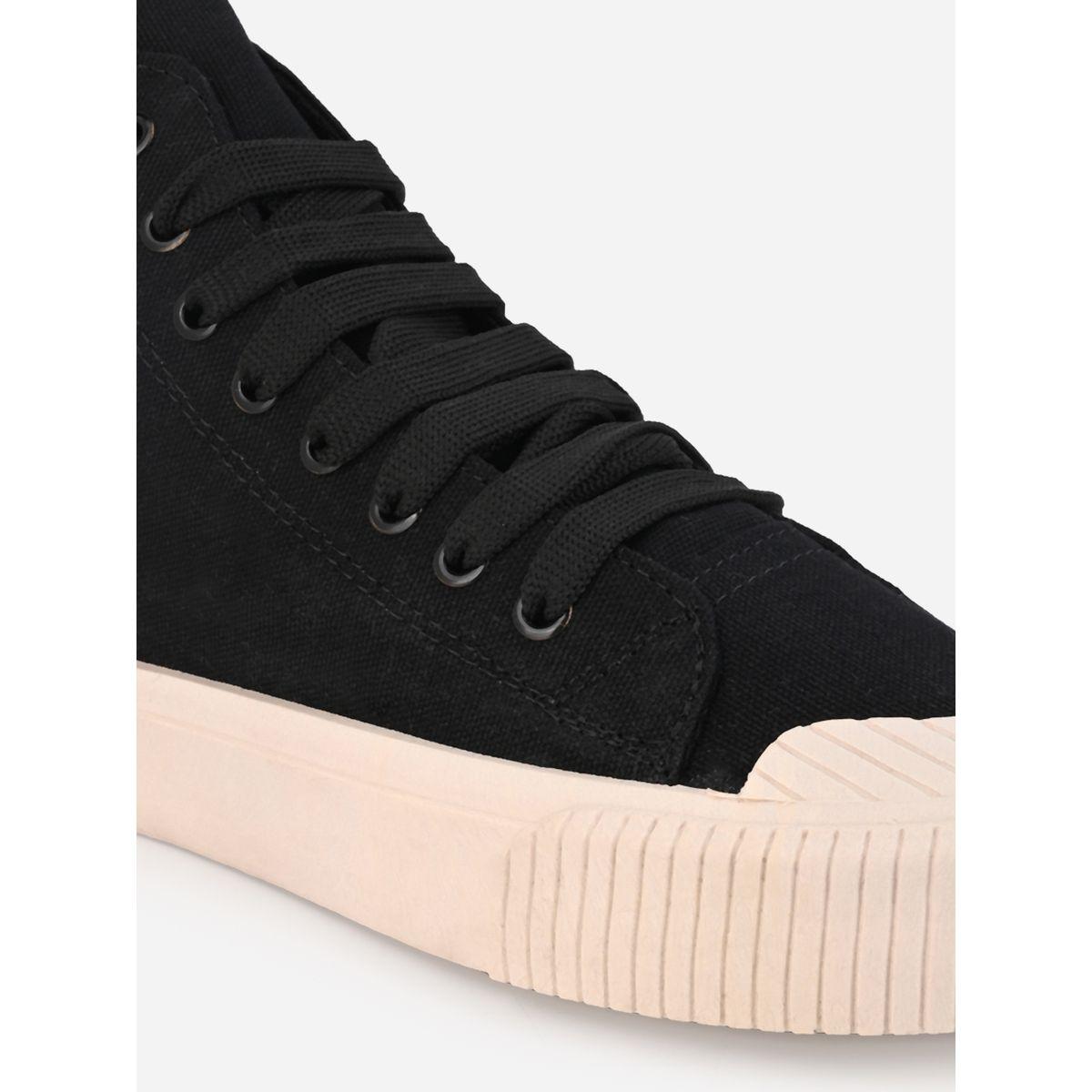 حذاء كانفاس بطبعة كتابة ورقبة عالية-men-shoes-sneakers-image-7