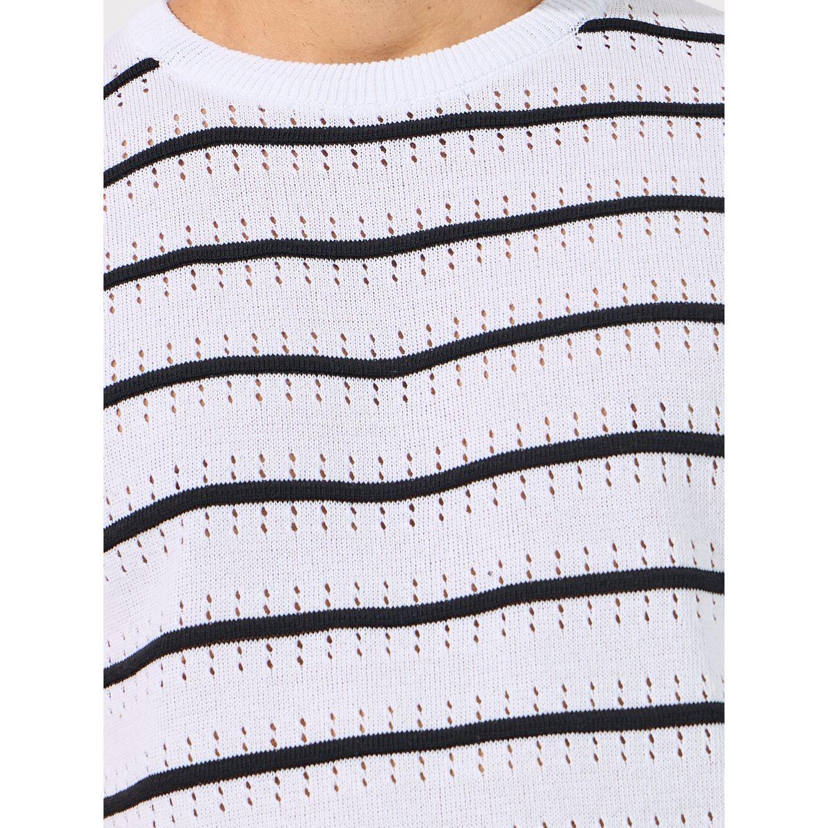 تيشيرت مخطط بتفاصيل بارزة الملمس-men-clothing-tshirtsandpolos-tshirts-image-3