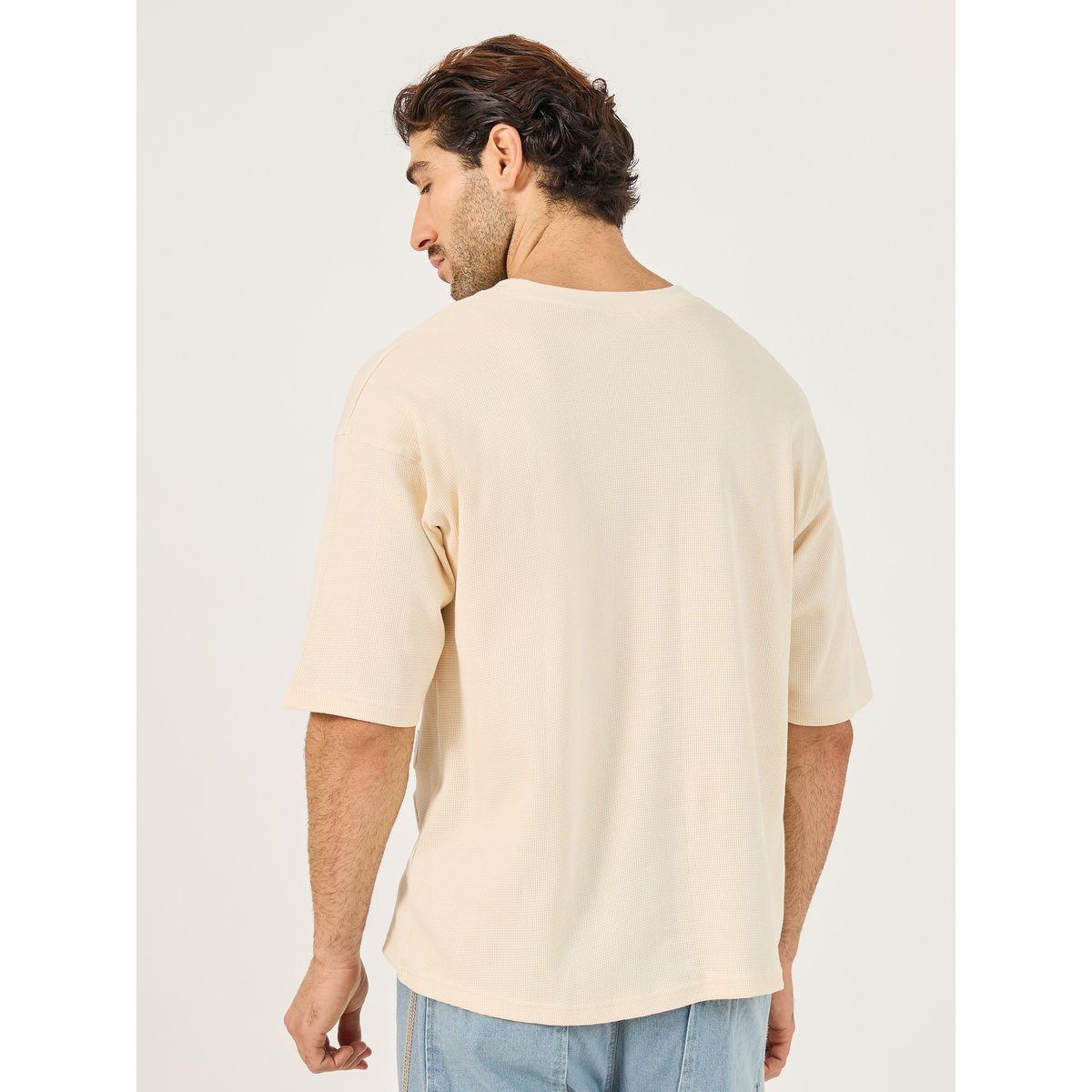 تيشيرت فضفاض محبوك بنمط وافل-men-clothing-tshirtsandpolos-tshirts-image-4