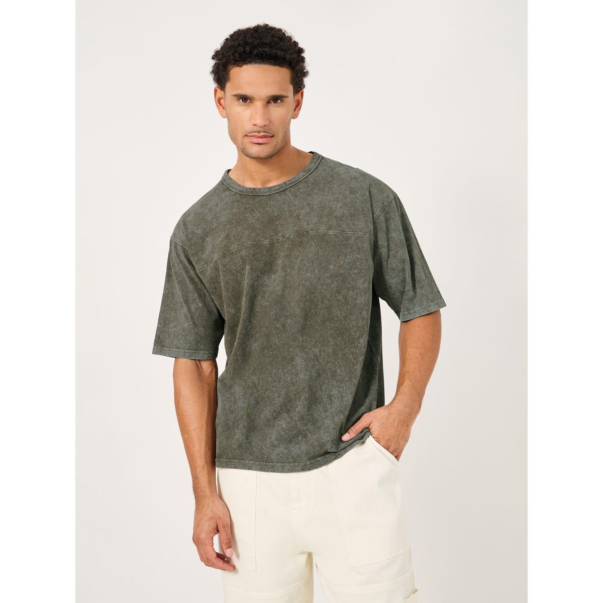 Styli Acid Washed Jersey T-Shirt with Applique Detail-men-clothing-tshirtsandpolos-tshirts-image-2
