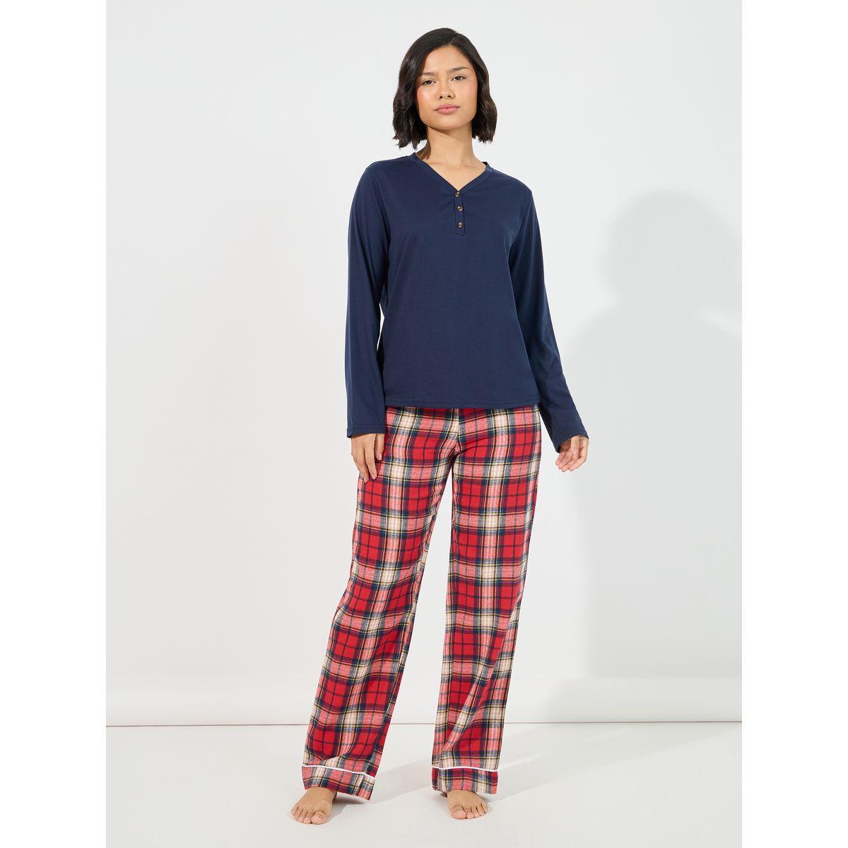 طقم من بنطال بيجاما مع تيشيرت بأكمام طويلة-women-clothing-nightwear-pyjamas-longsets-image-1