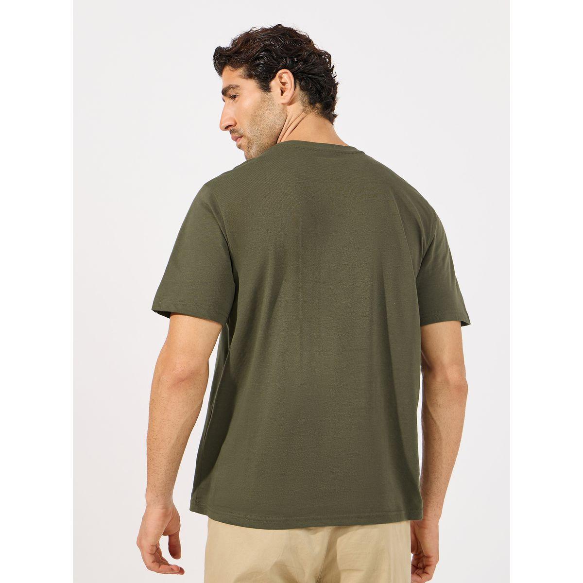 تيشيرت بياقة دائرية وطبعة جرافيك-men-clothing-tshirtsandpolos-tshirts-image-4