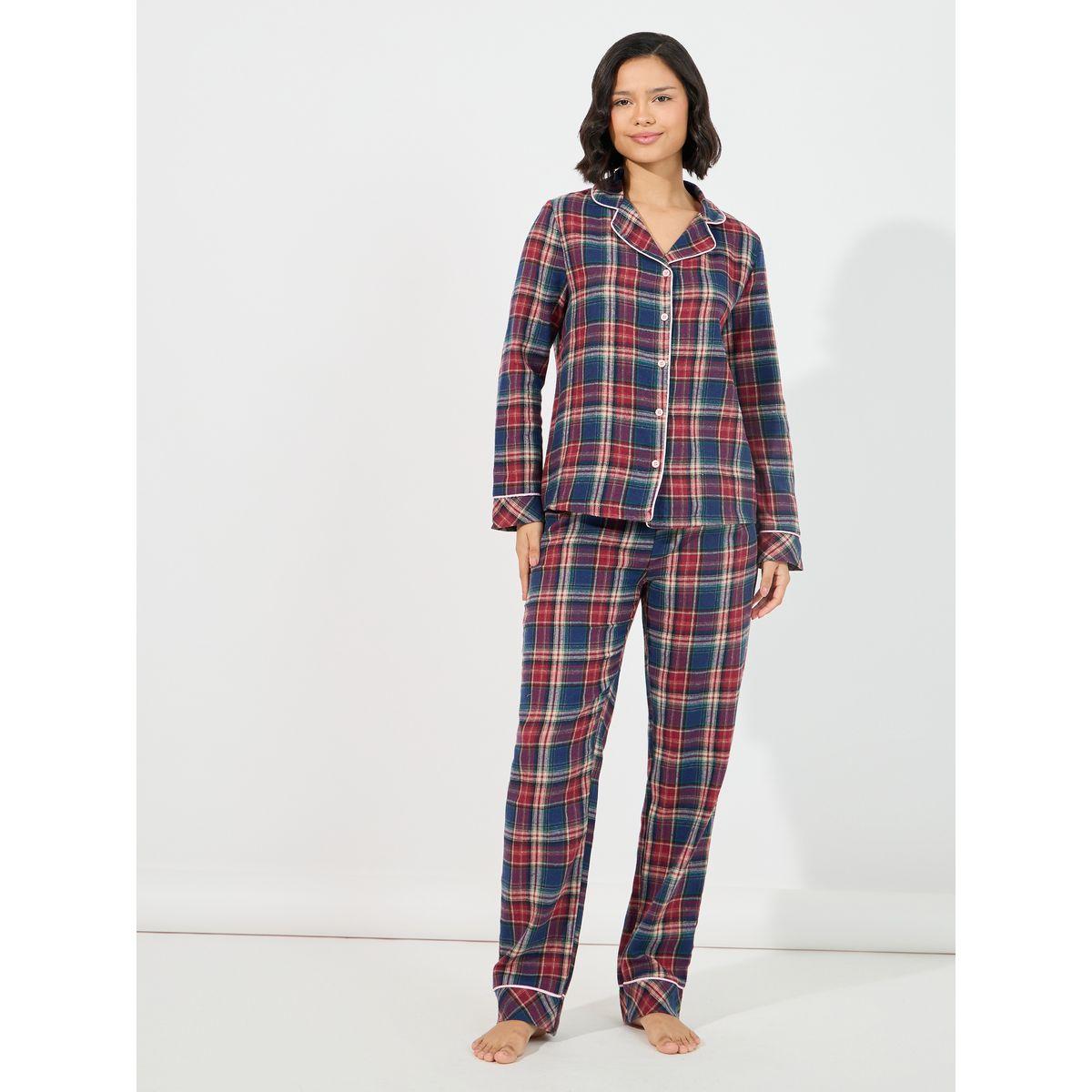 طقم من بنطال بيجاما وبلوزة بطبعة مربعات-women-clothing-nightwear-pyjamas-longsets-image-1