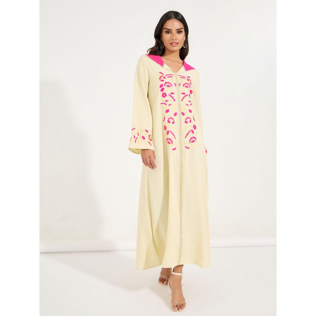 قفطان بتفاصيل مُطرّزة وياقة هودي مع أكمام طويلة-women-arabicclothing-kaftan-image-1