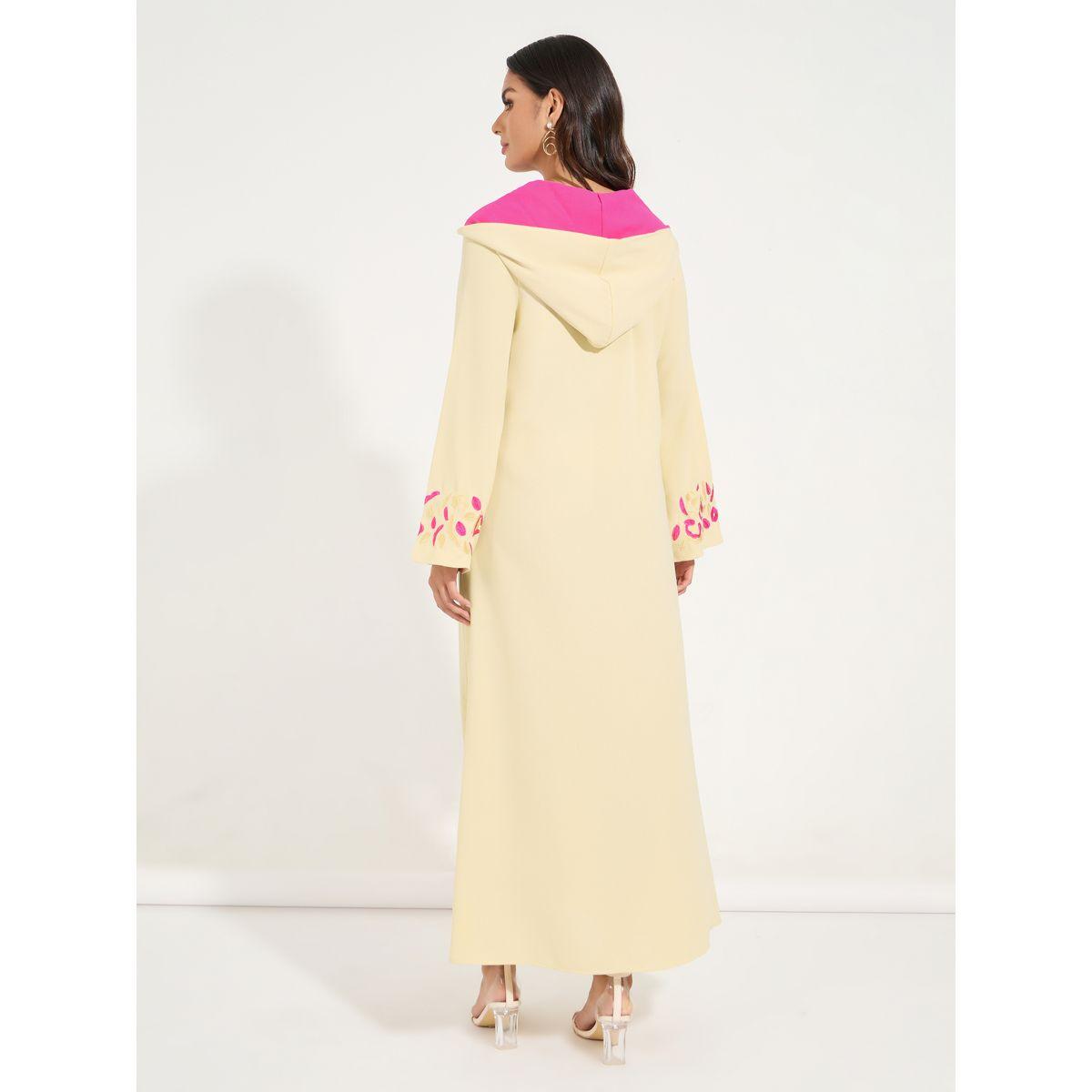 قفطان بتفاصيل مُطرّزة وياقة هودي مع أكمام طويلة-women-arabicclothing-kaftan-image-6