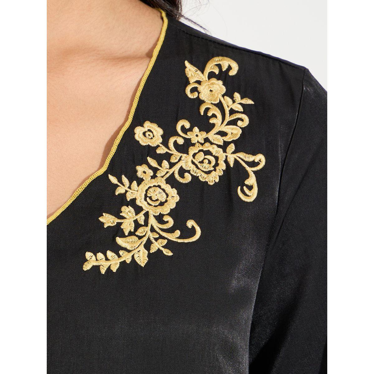 جلابية بتفاصيل مُطرّزة وحافة بشراشيب-women-arabicclothing-jalabiyas-image-3