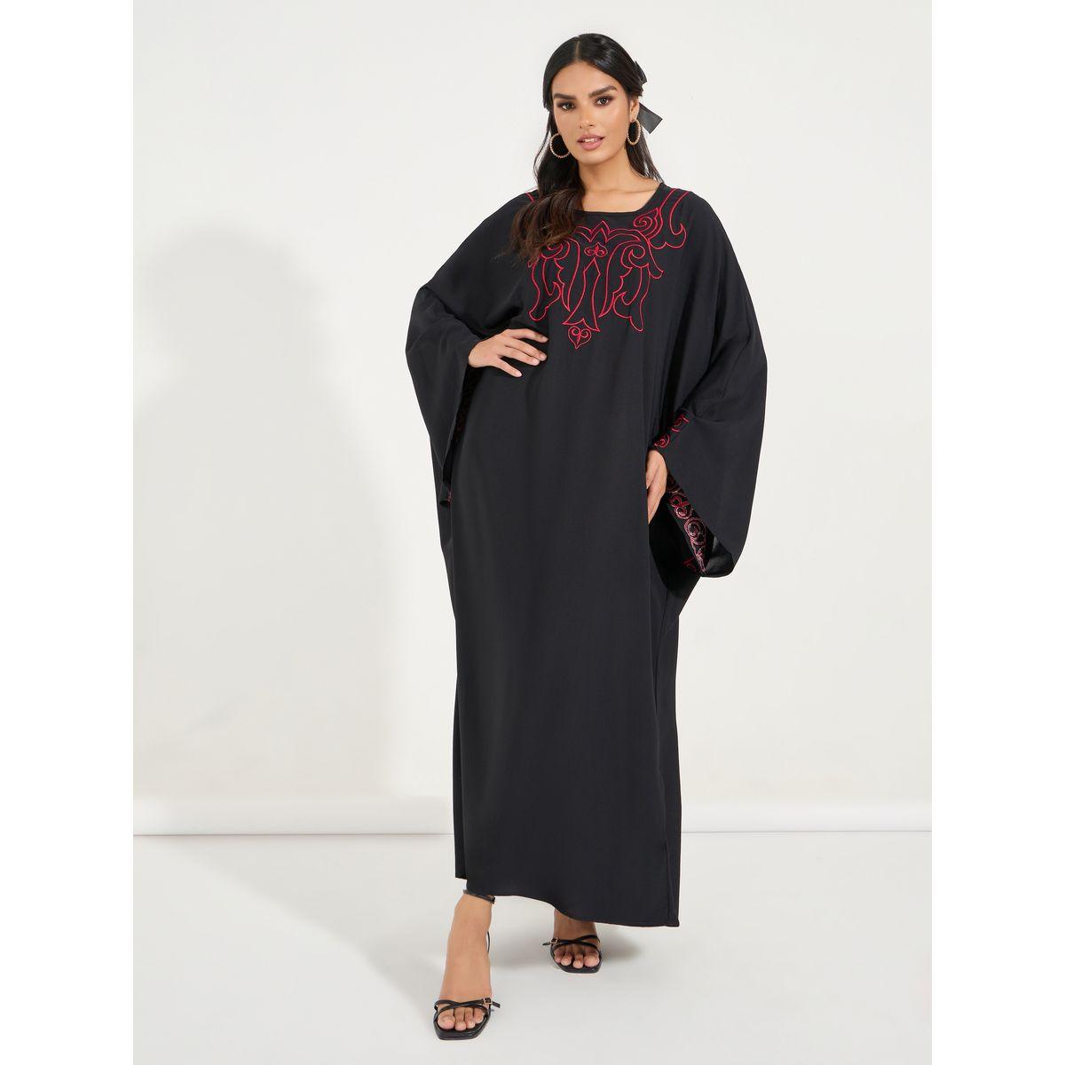 قفطان بتفاصيل مُطرّزة وأكمام واسعة-women-arabicclothing-kaftan-image-1