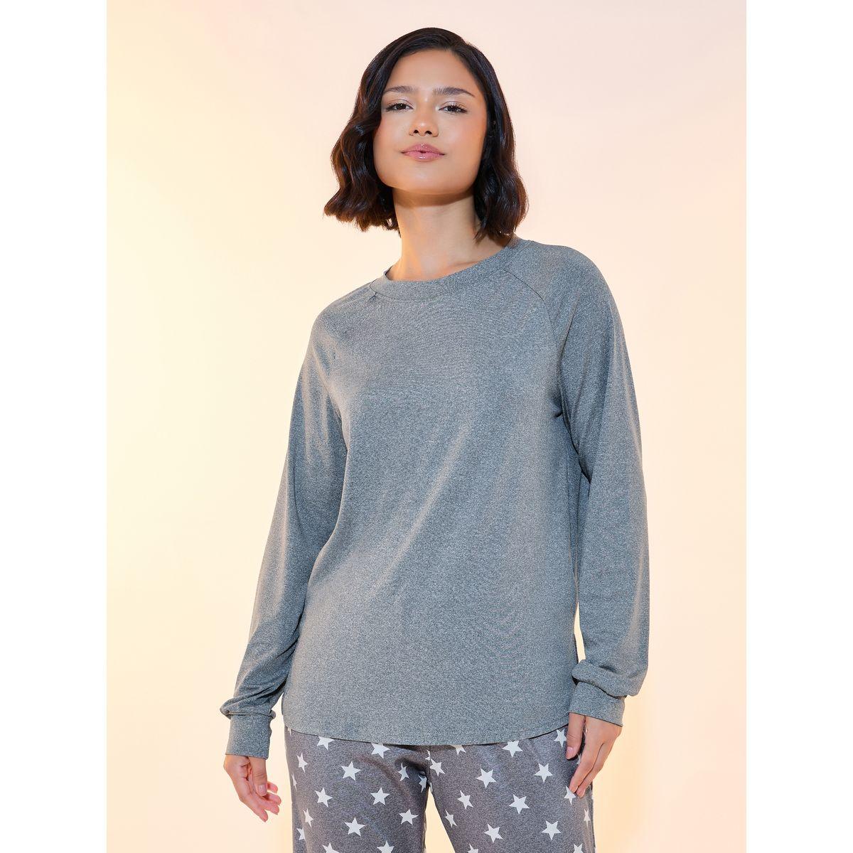Styli Plain Long Sleeve T-Shirt & Star Print Cuffed Pyjama Set-women-clothing-nightwear-pyjamas-longsets-image-2