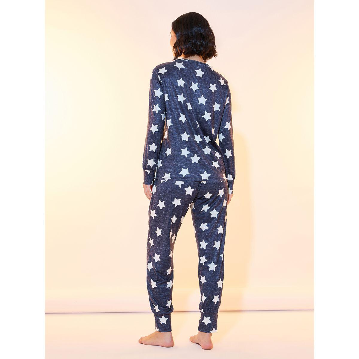 Styli Star Print Long Sleeve T-Shirt & Cuffed Pyjama Set-women-clothing-nightwear-pyjamas-longsets-image-4