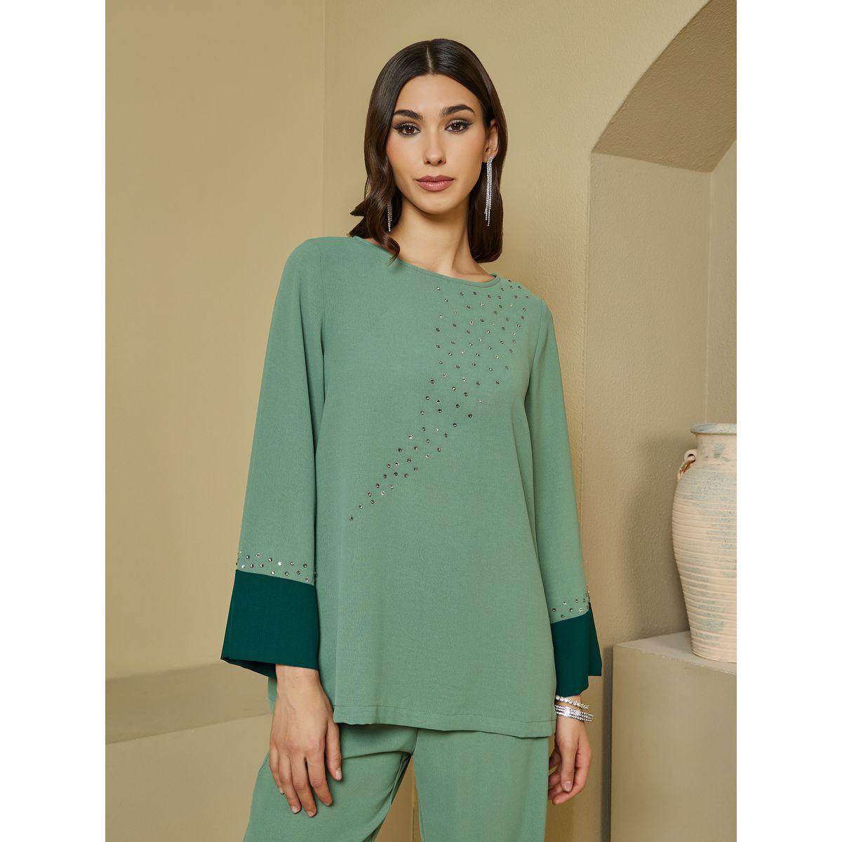أميرة x ستايلي طقم من بنطال بأرجل واسعة وبلوزة بتفاصيل مُتباينة-women-clothing-coordsets-image-2