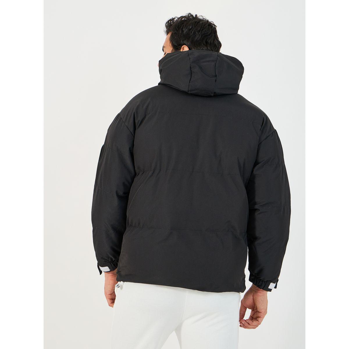 جاكيت منفوخ بياقة هودي وسحَّأب غلق-men-clothing-jacketsandblazers-jackets-image-6