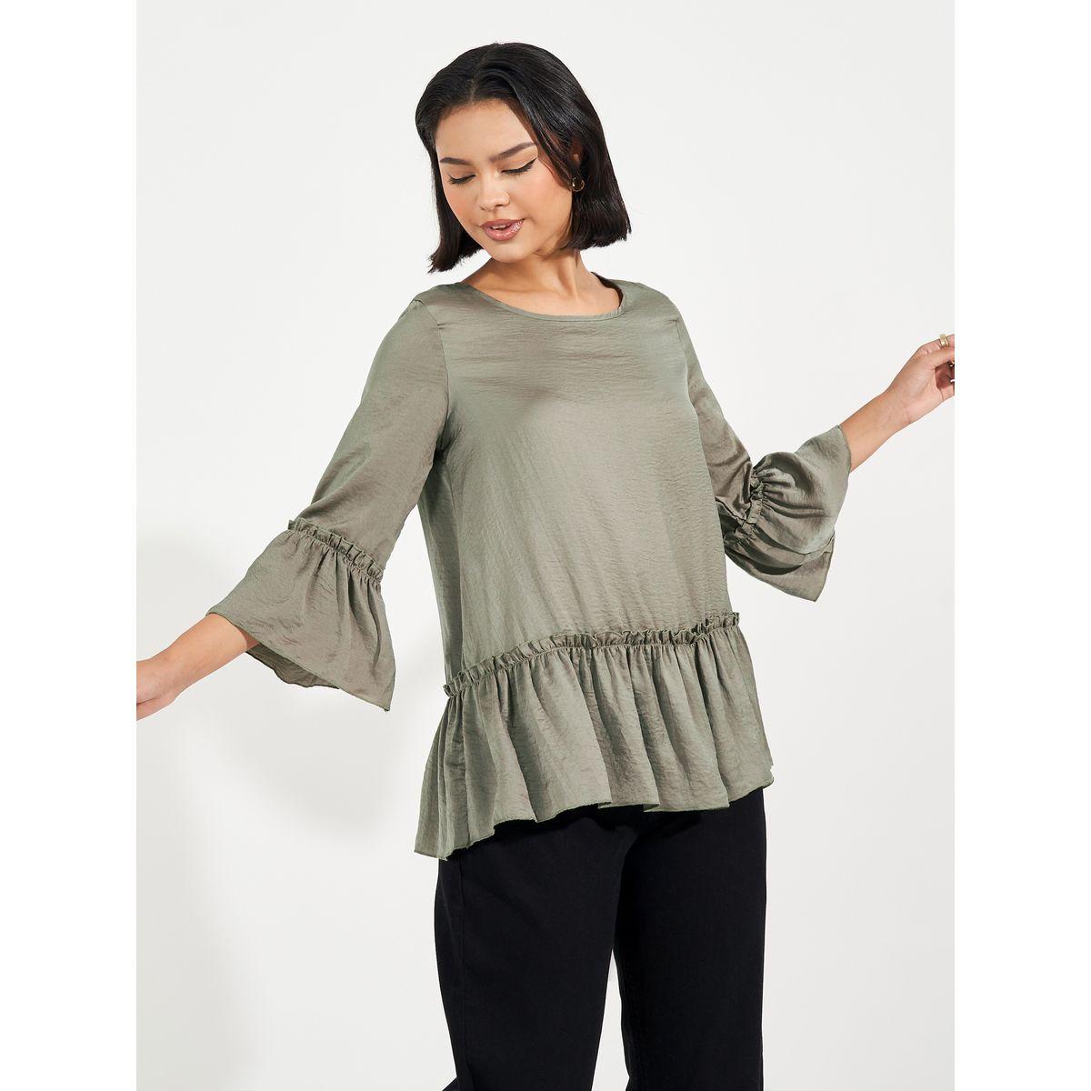 بلوزة سادة بتفاصيل كشكش مع أكمام بنمط جرس-women-clothing-shirtsandblouses-blouses-image-3