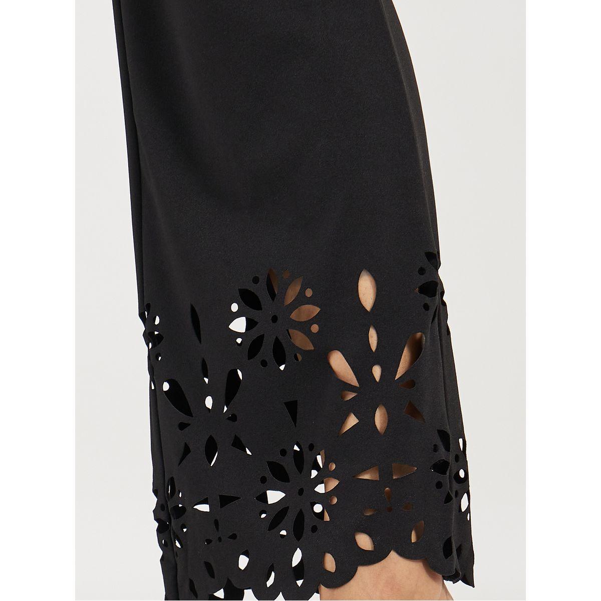 بنطال بخصر عالي وتفاصيل مُطرّزة-women-clothing-bottoms-trousers-image-3