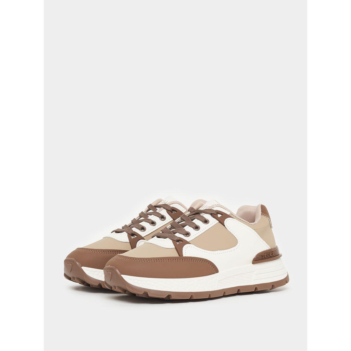 حذاء سنيكرز بنمط كتل الالوان-women-shoes-sneakers-image-2