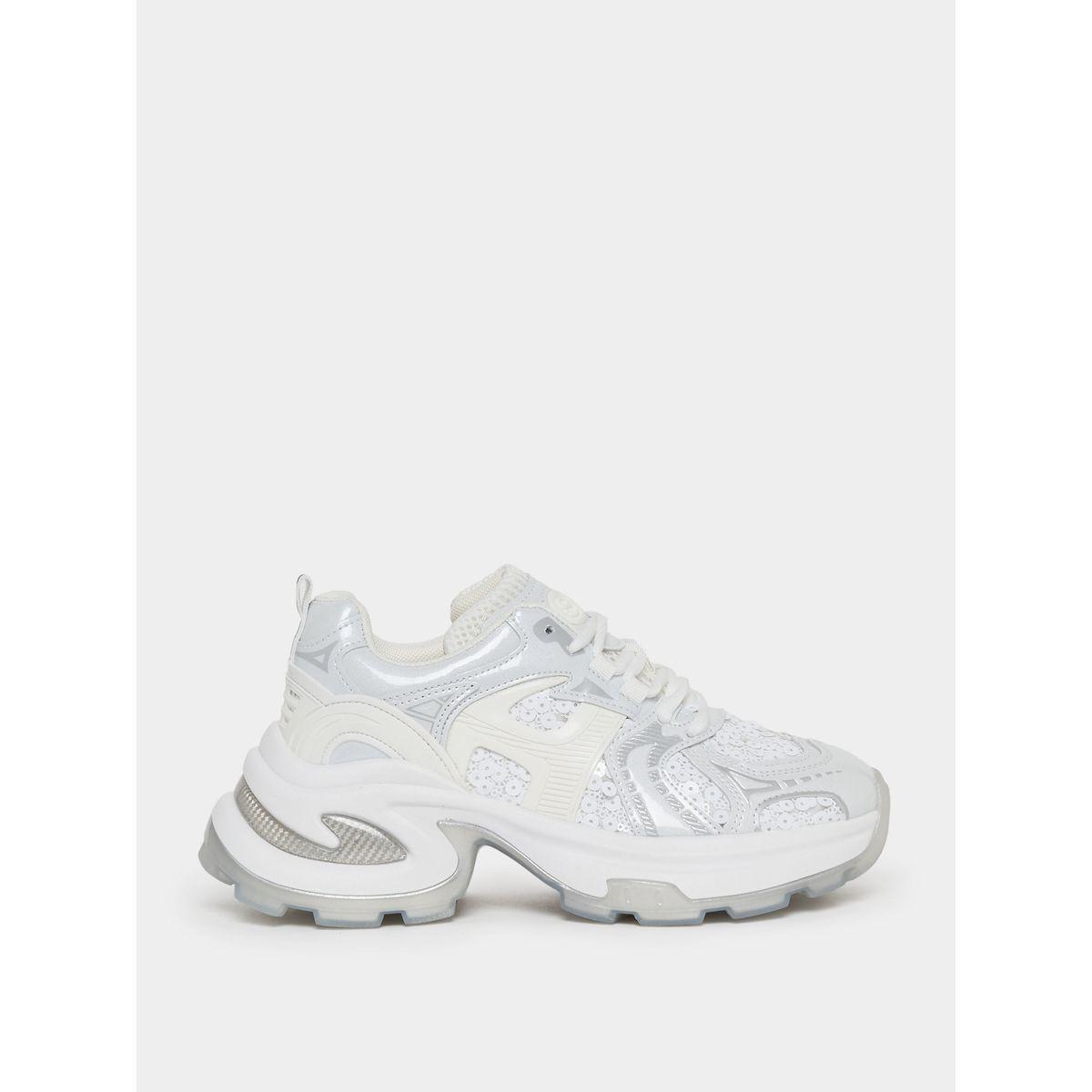 حذاء سنيكرز بنعل شانكي وتفاصيل بارزة الملمس-women-shoes-sneakers-image-1