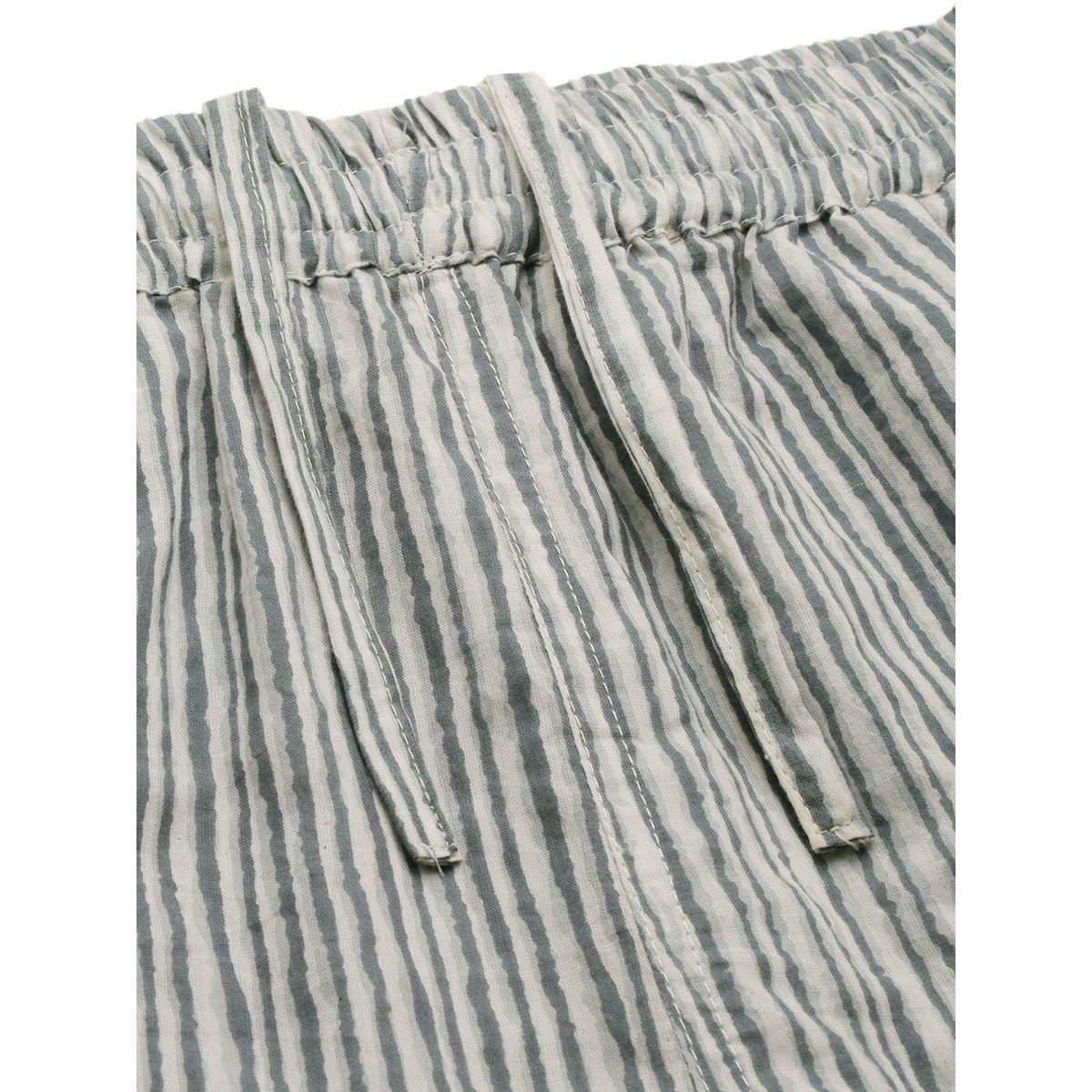 مجموعة من شورت وبلوزة مخططة بلا أكمام سانسكريتي هومز × ستايلي-women-clothing-nightwear-pyjamas-shortsets-image-6