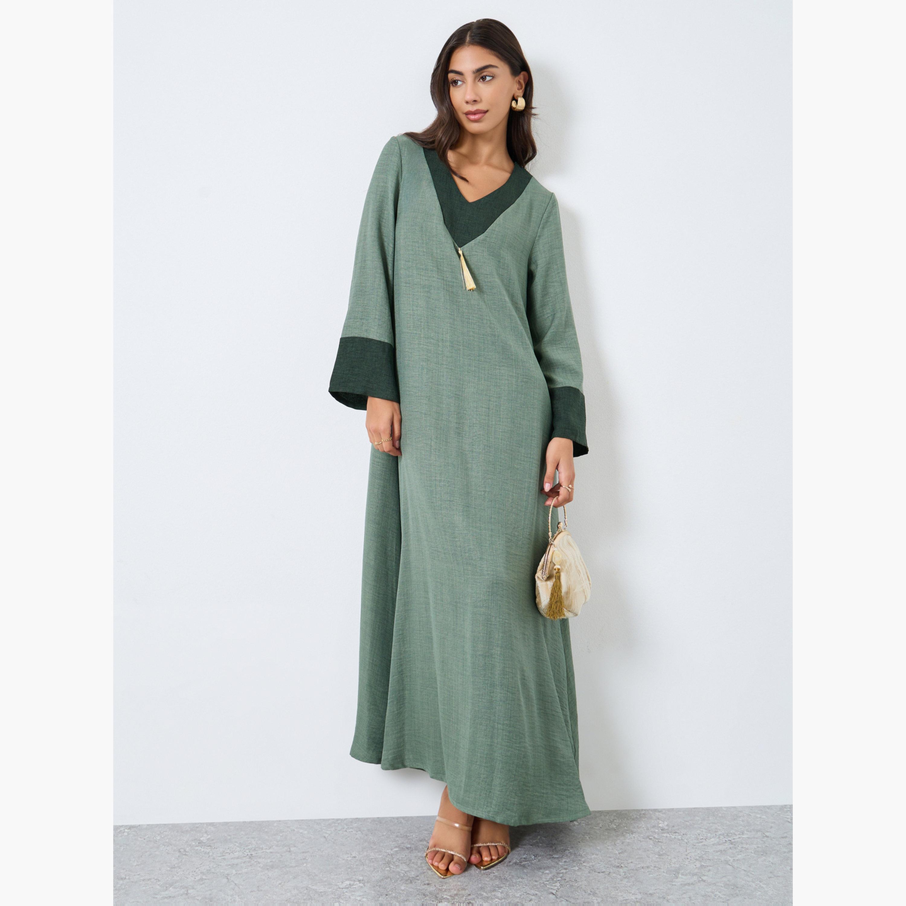 Styli Contrast Cuff Jalabiya with Tassel Detail-women-arabicclothing-jalabiyas-image-1