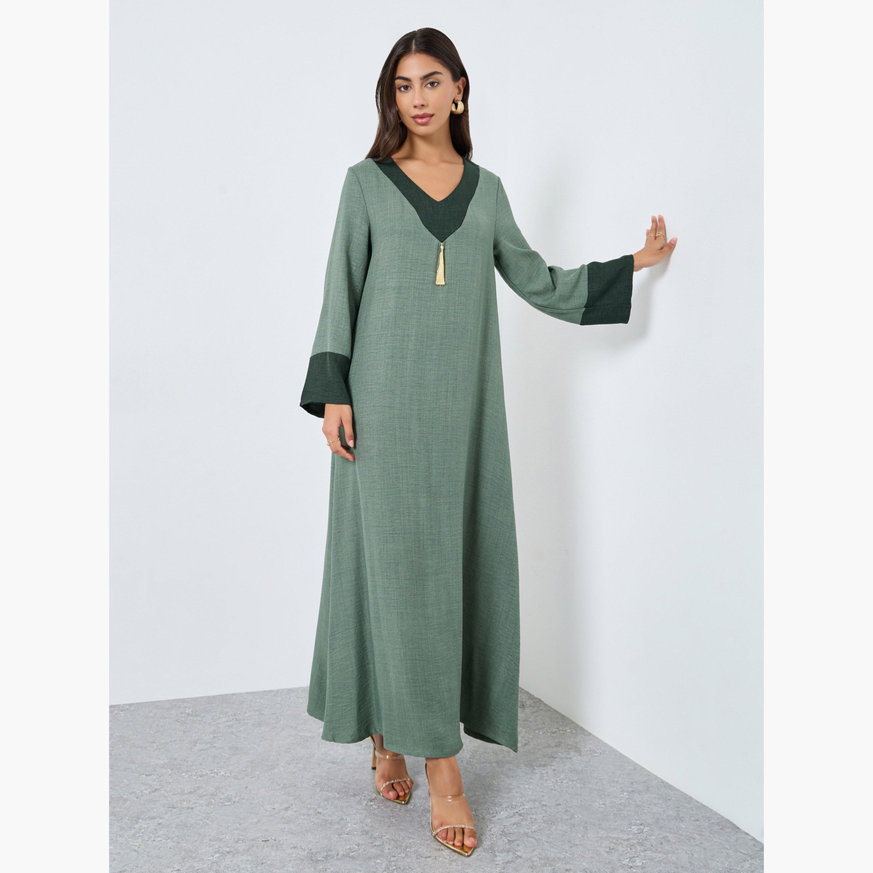Styli Contrast Cuff Jalabiya with Tassel Detail-women-arabicclothing-jalabiyas-image-2