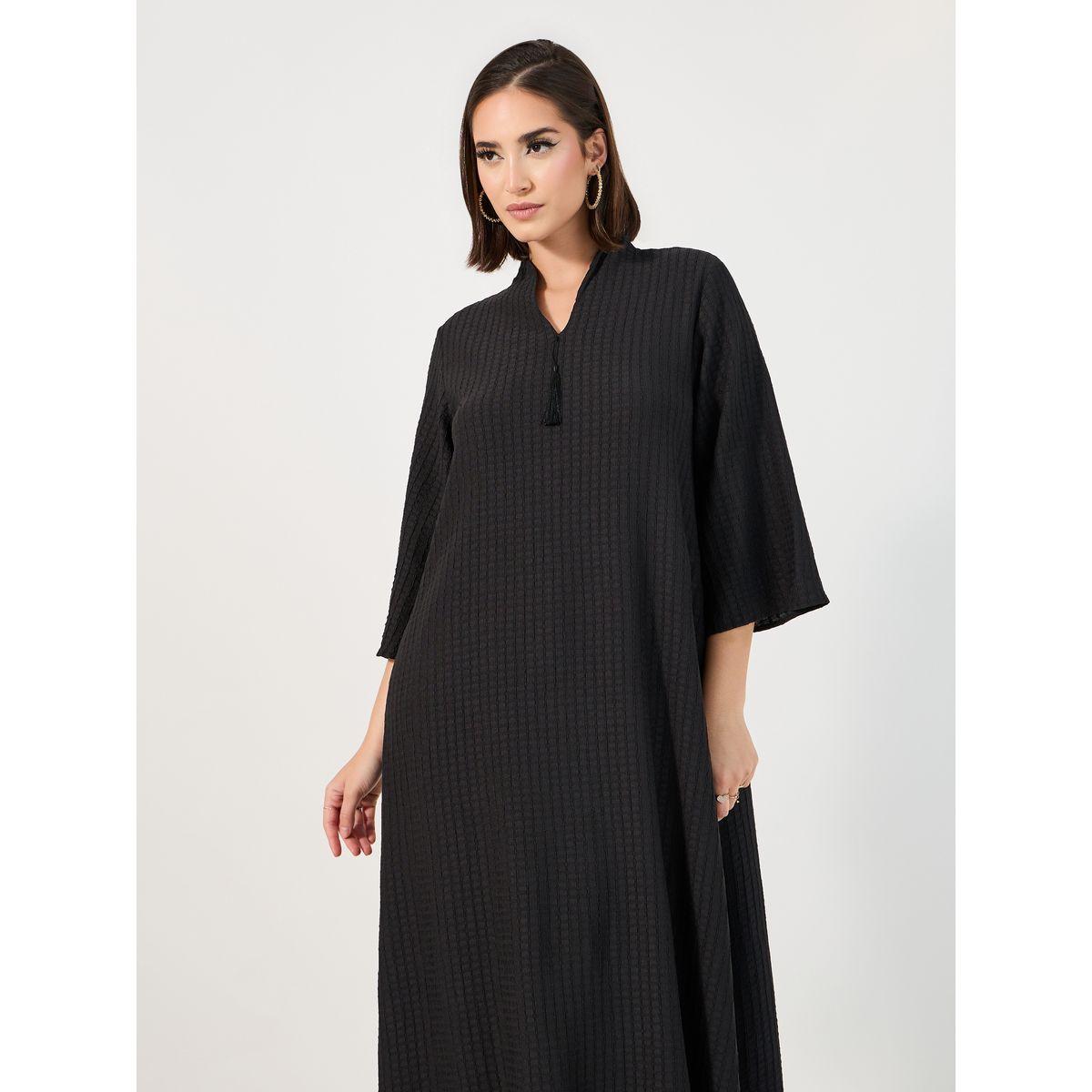 Styli Textured Jalabiya with Tassel Detail-women-arabicclothing-jalabiyas-image-4