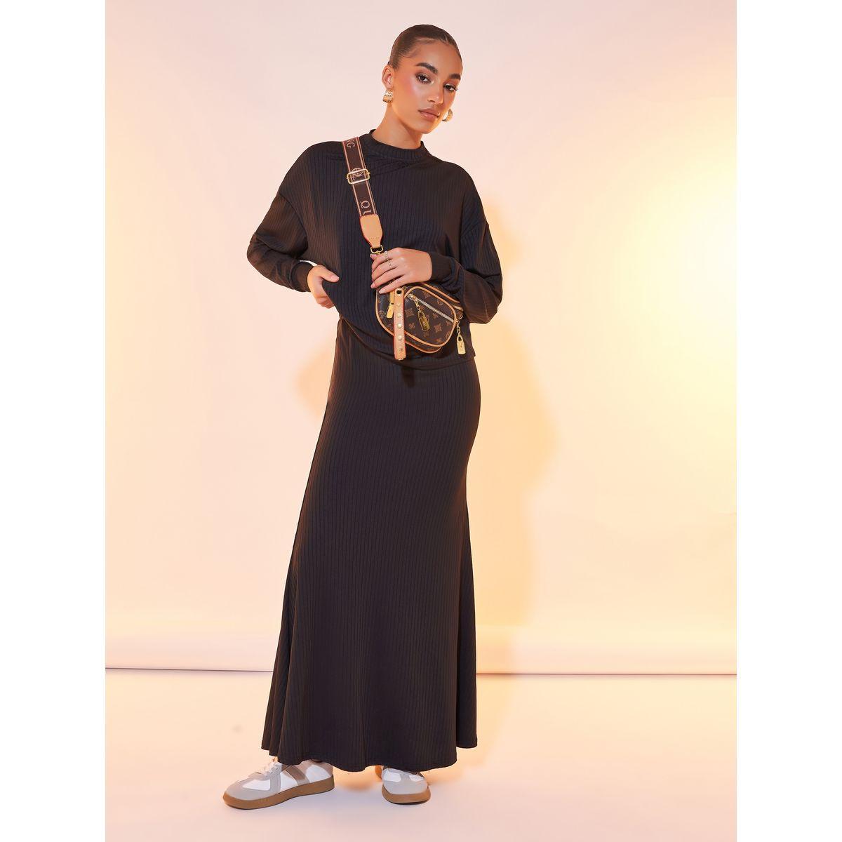 طقم منسق من تنورة طويلة وبلوزة سادة بأكمام طويلة-women-clothing-coordsets-image-1