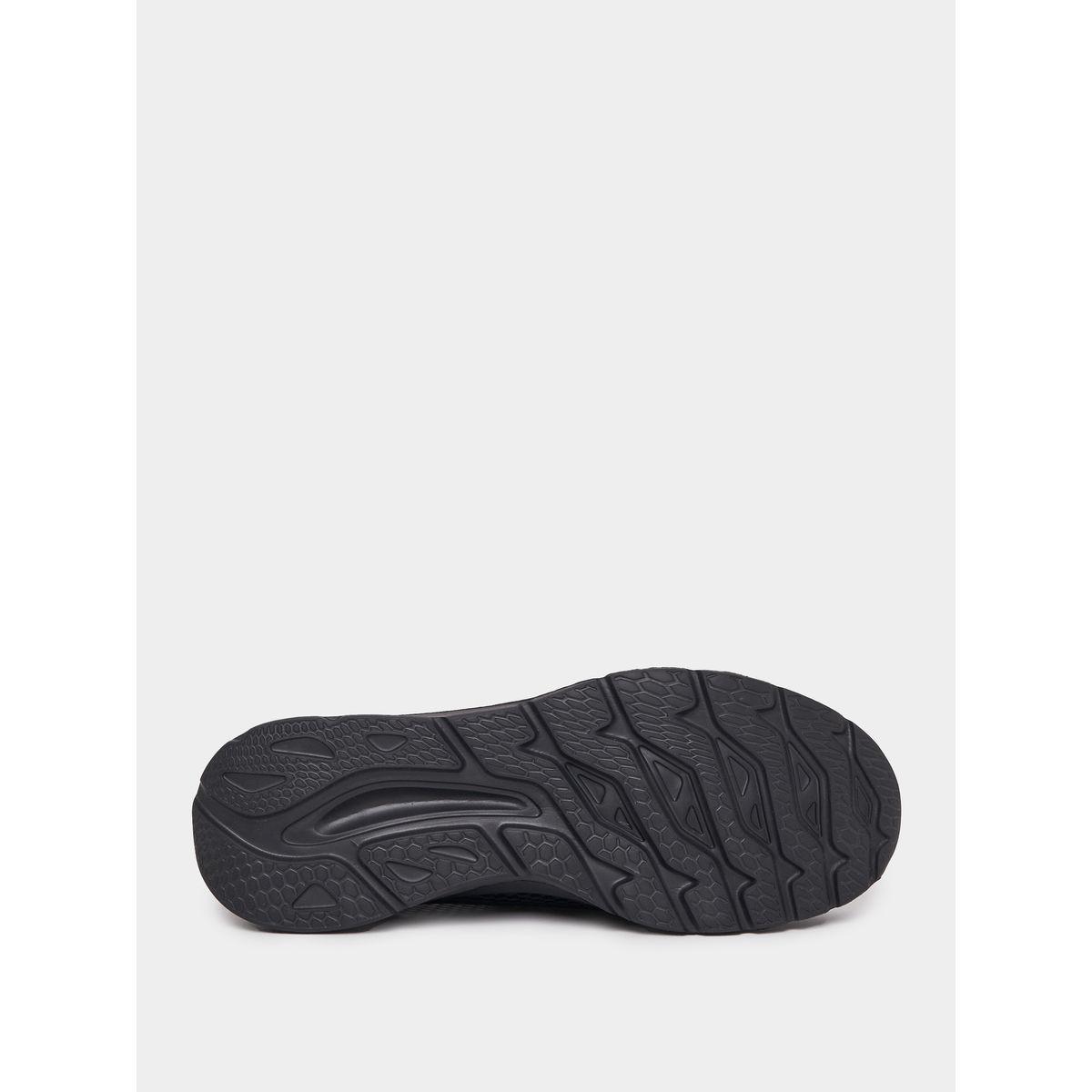 Styli Mesh Upper Wide Fit Sneakers-men-shoes-sneakers-image-6