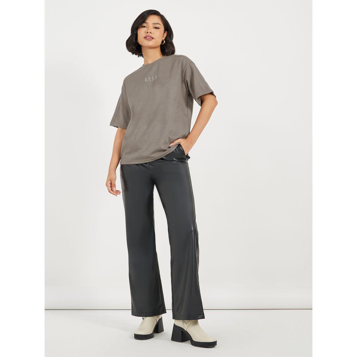 تيشيرت فضفاض مطبع بطبعة كتابة-women-clothing-tshirts-image-2