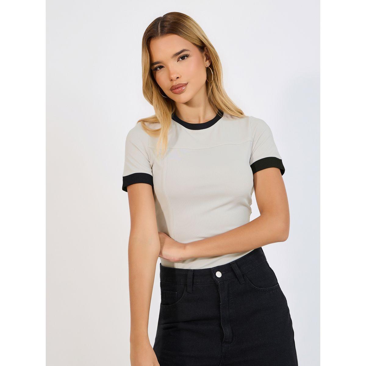 تيشيرت مضلع بياقة دائرية وتفاصيل مُتباينة-women-clothing-tshirts-image-1