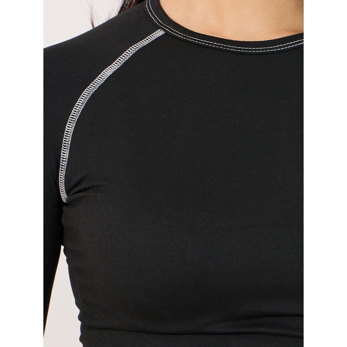 تيشيرت مُجسم بتفاصيل مدروزة وأكمام ريجلان-women-clothing-tshirts-image-4