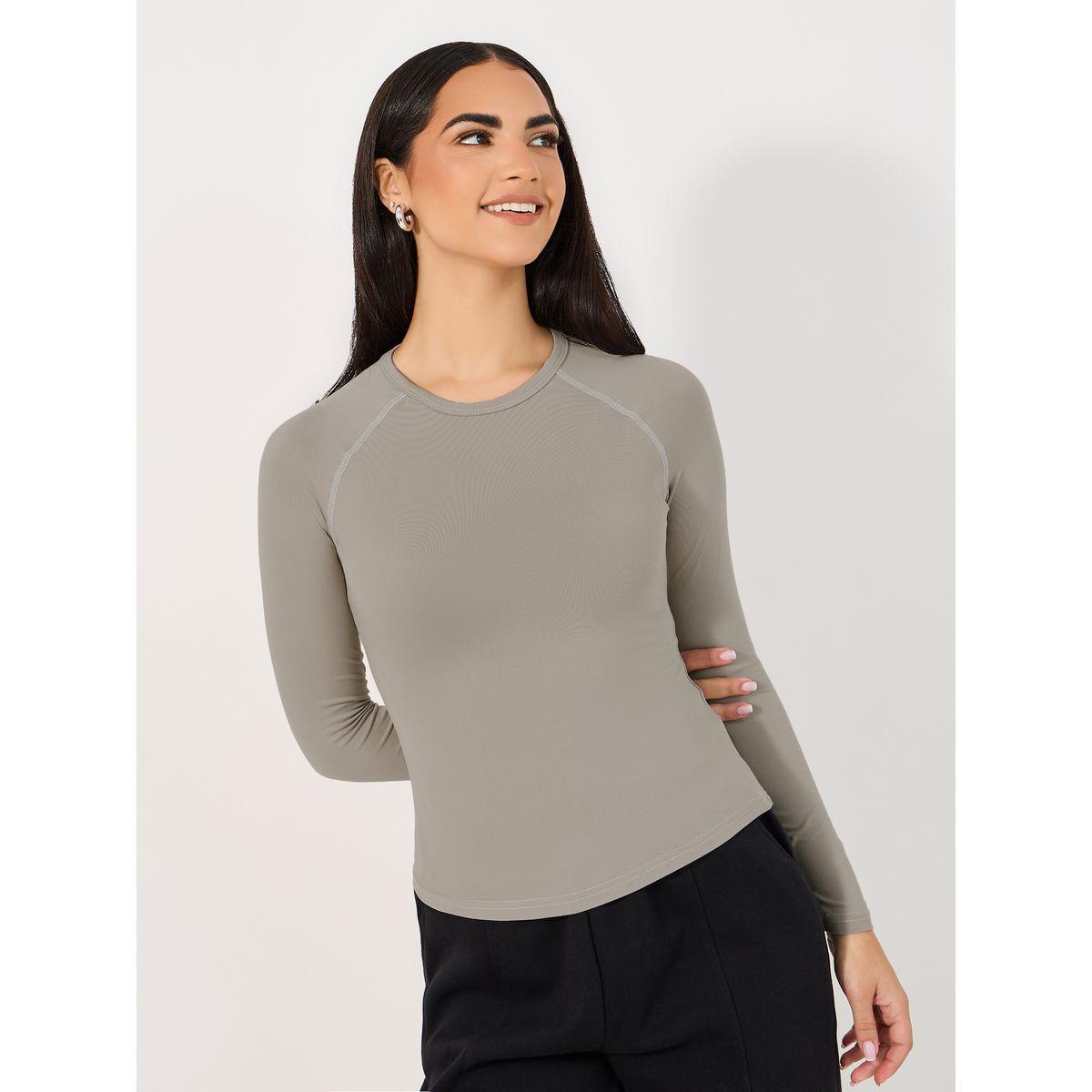 Styli Contrast Stitch Plain Raglan Sleeve Fitted T-Shirt-women-clothing-tshirts-image-1